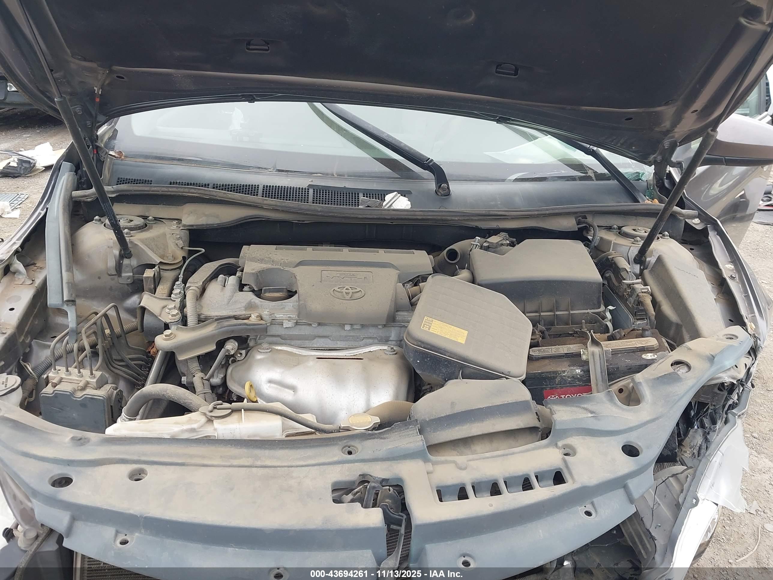 TOYOTA CAMRY image 10