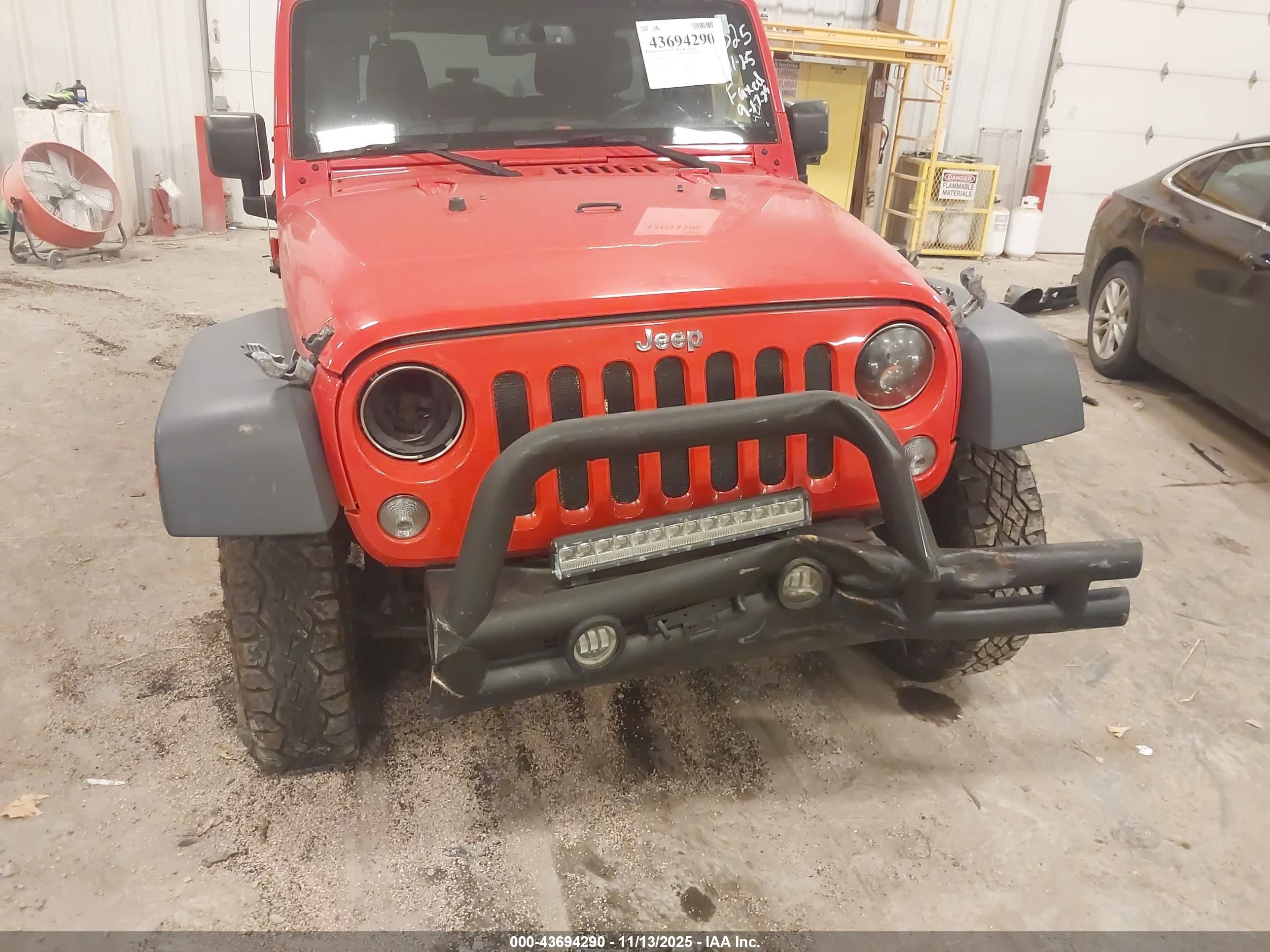 JEEP WRANGLER image 6