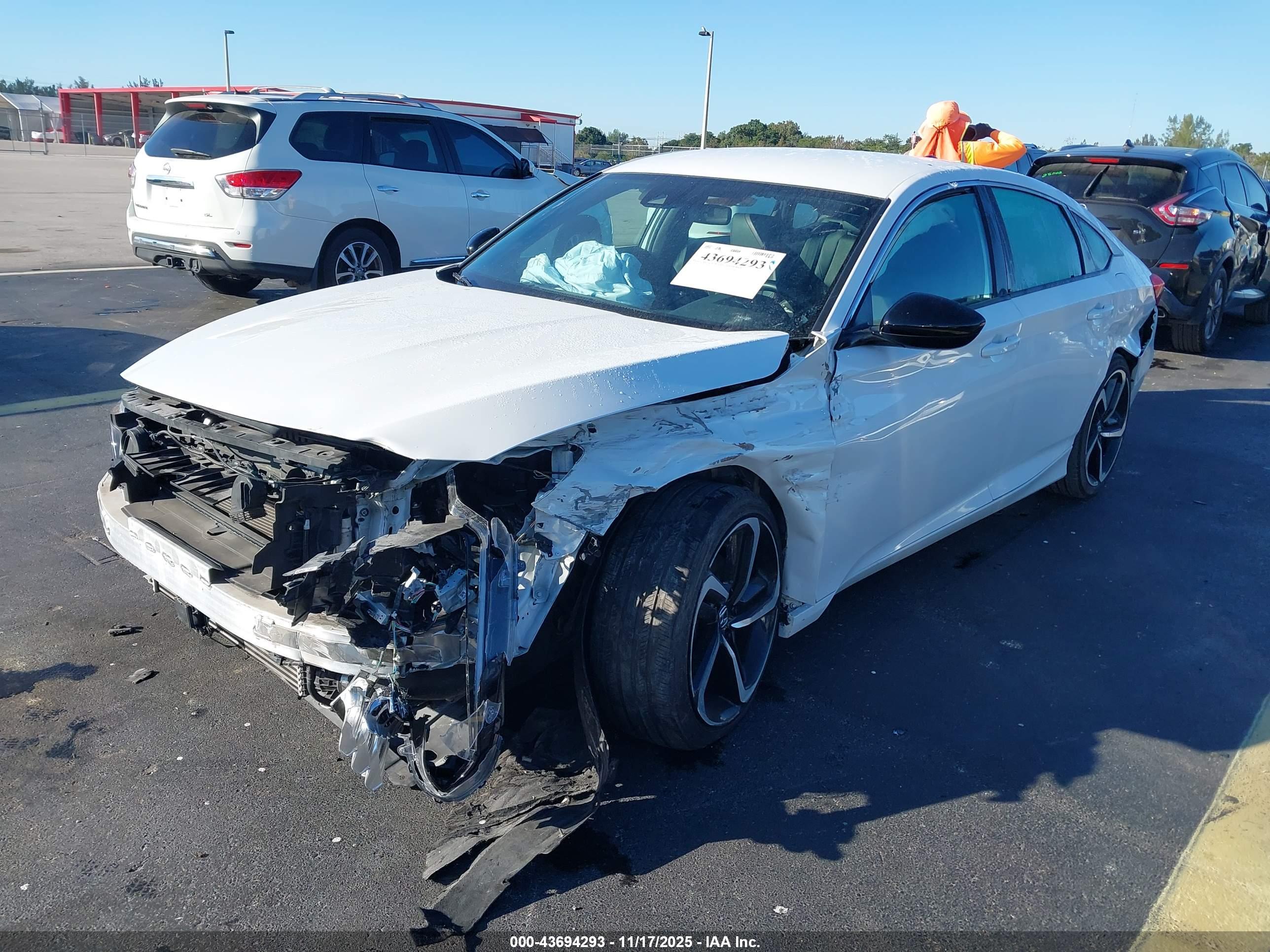 HONDA ACCORD image 2