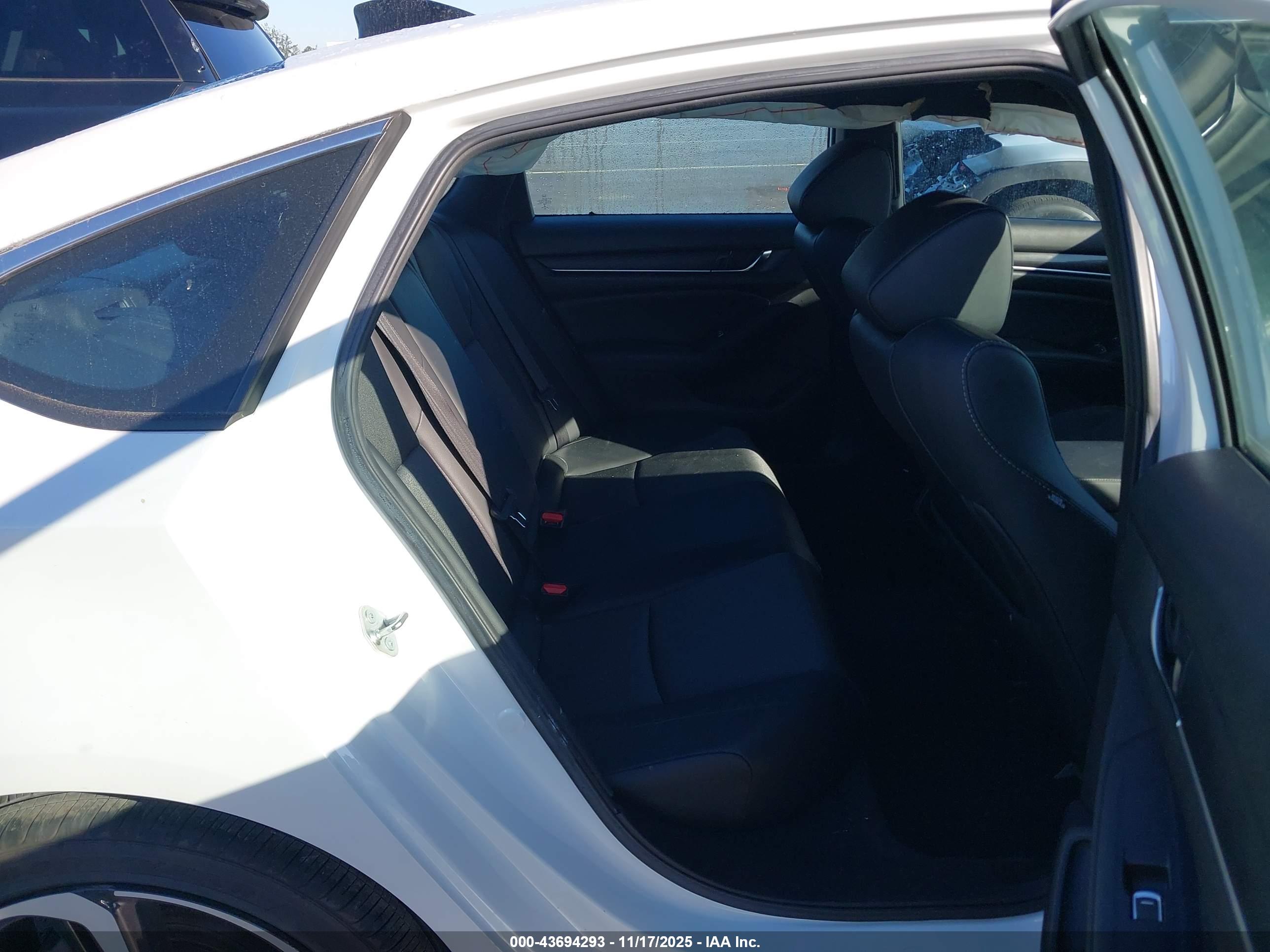 HONDA ACCORD image 8
