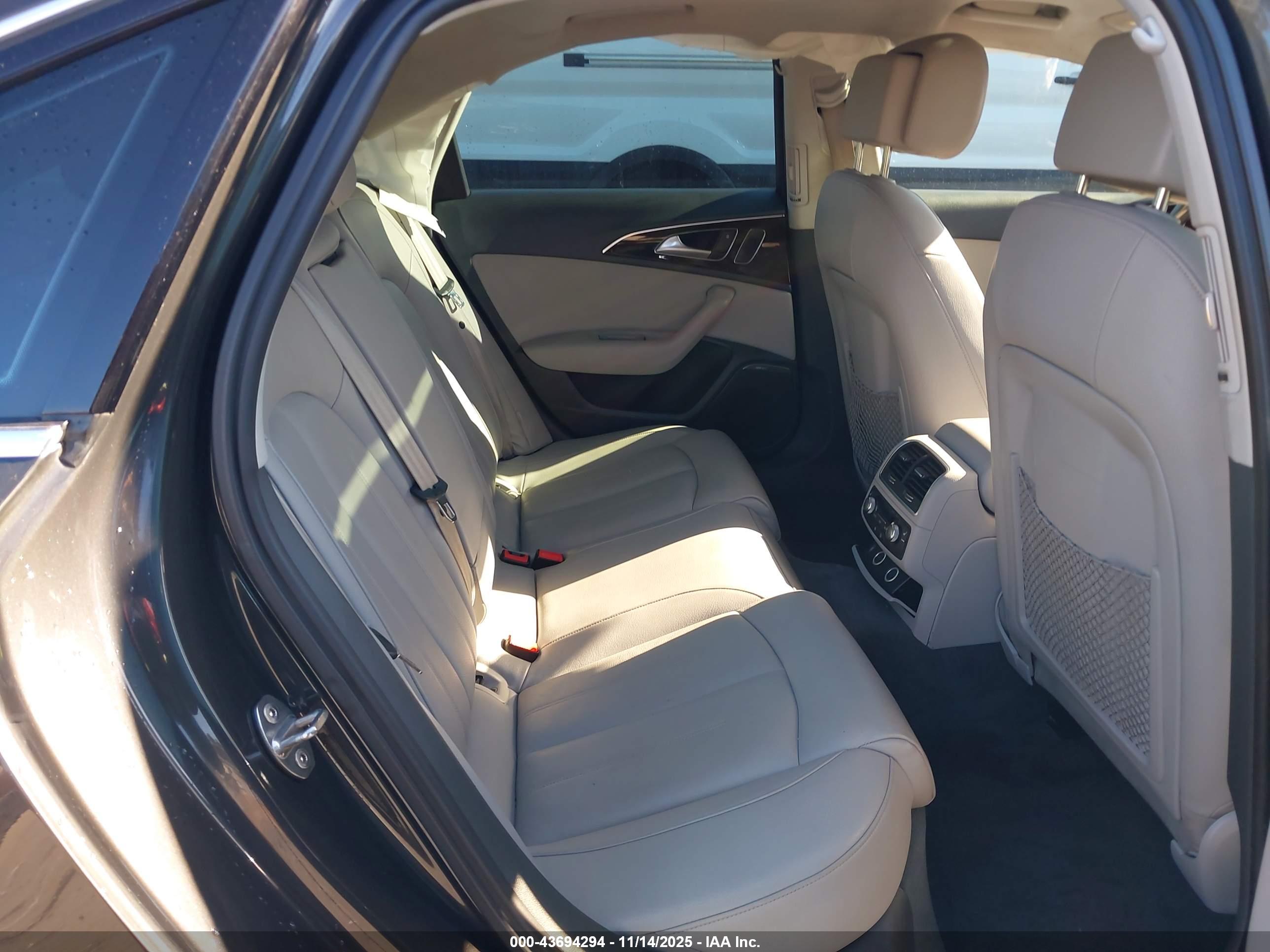 AUDI A6 image 8