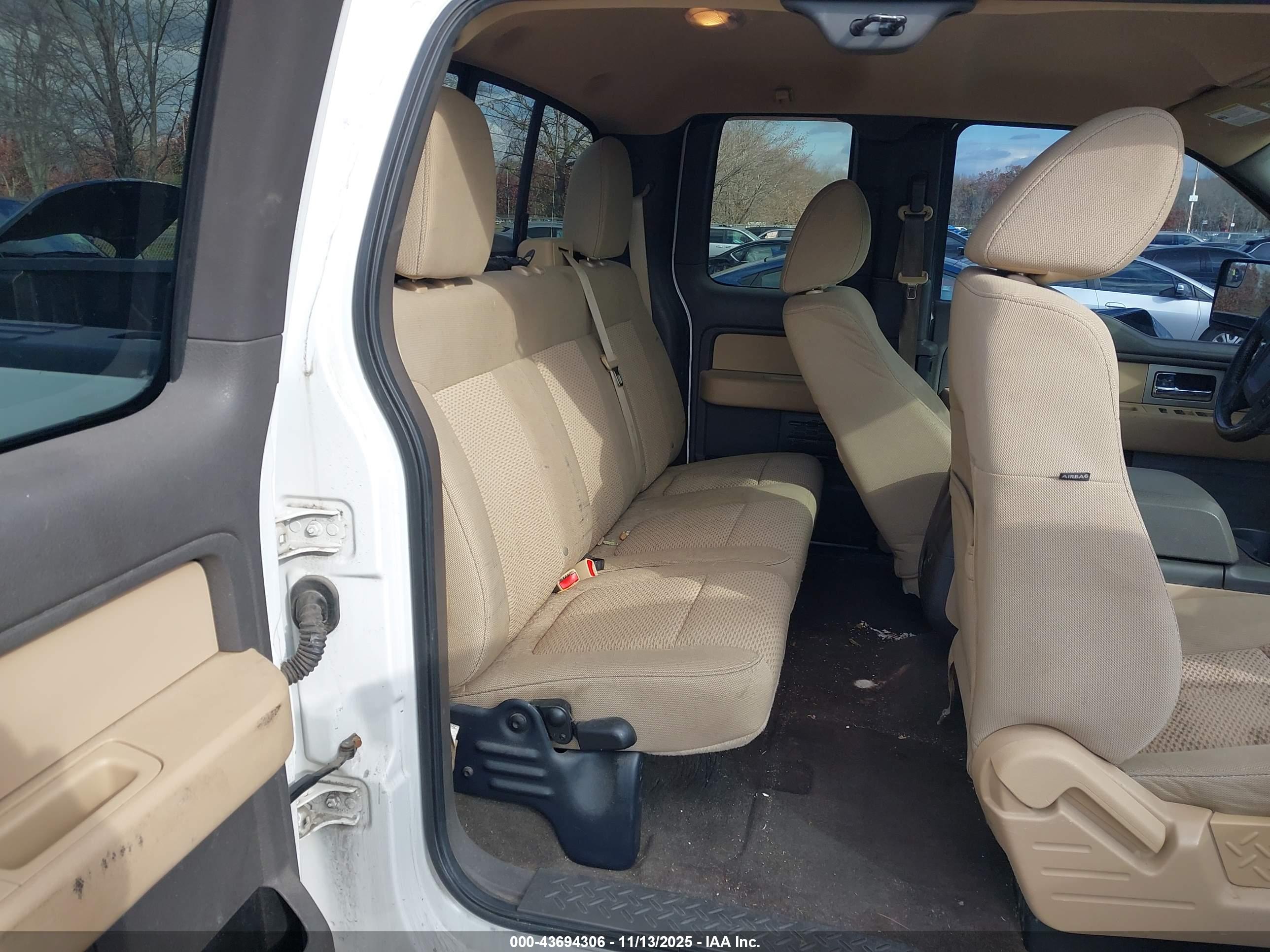 FORD F-150 image 8