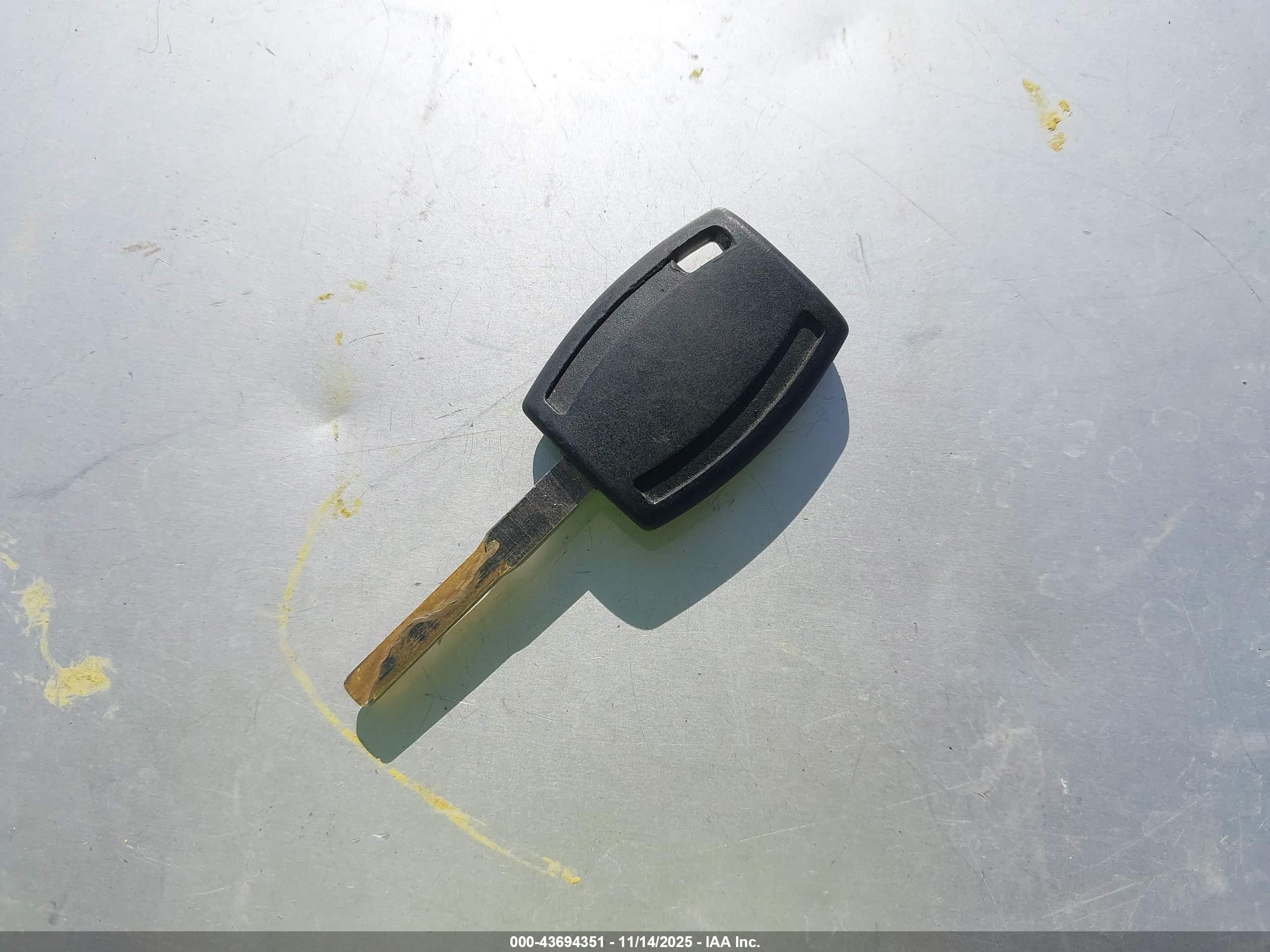 FORD ESCAPE image 11