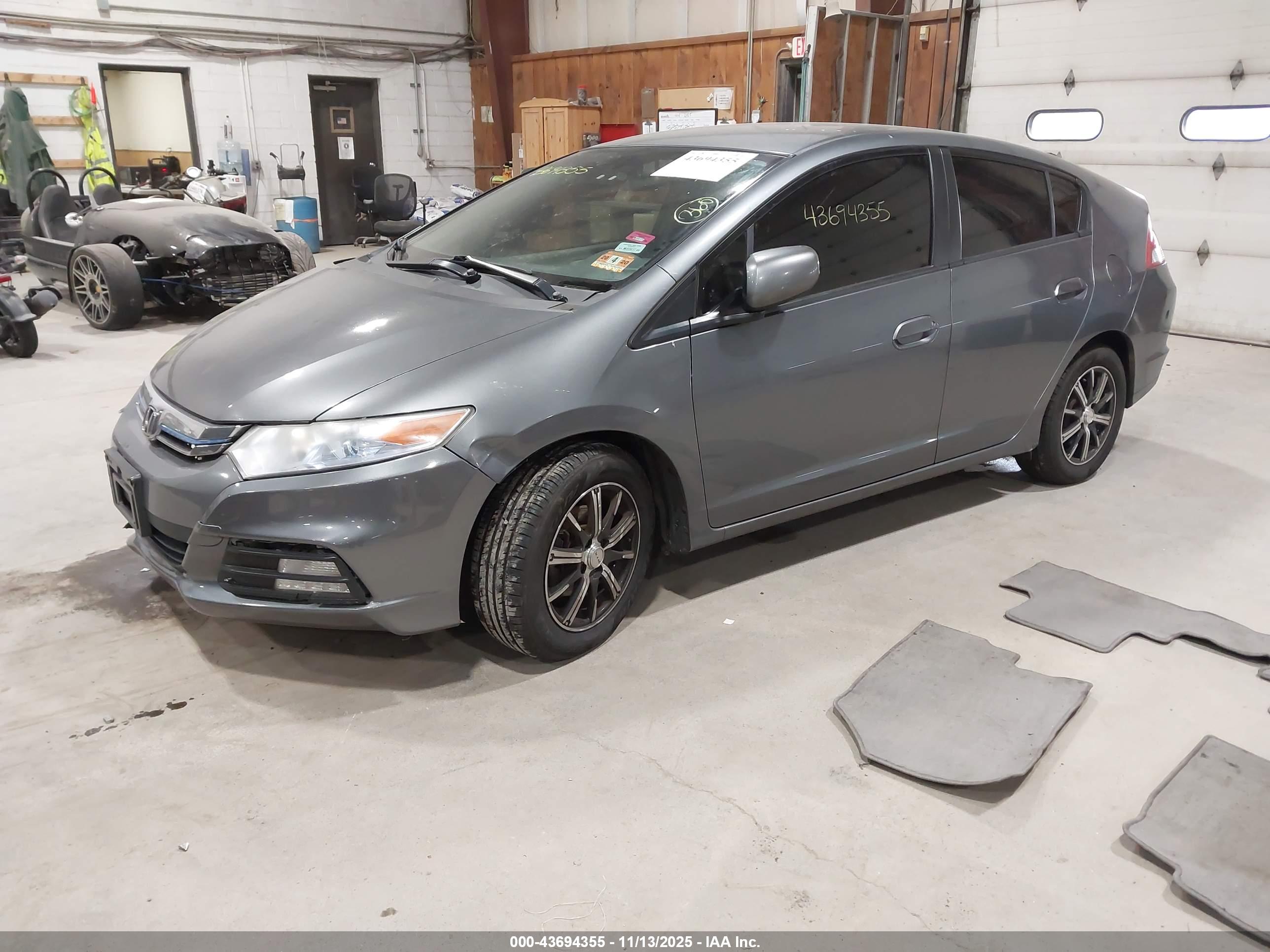 HONDA INSIGHT image 2