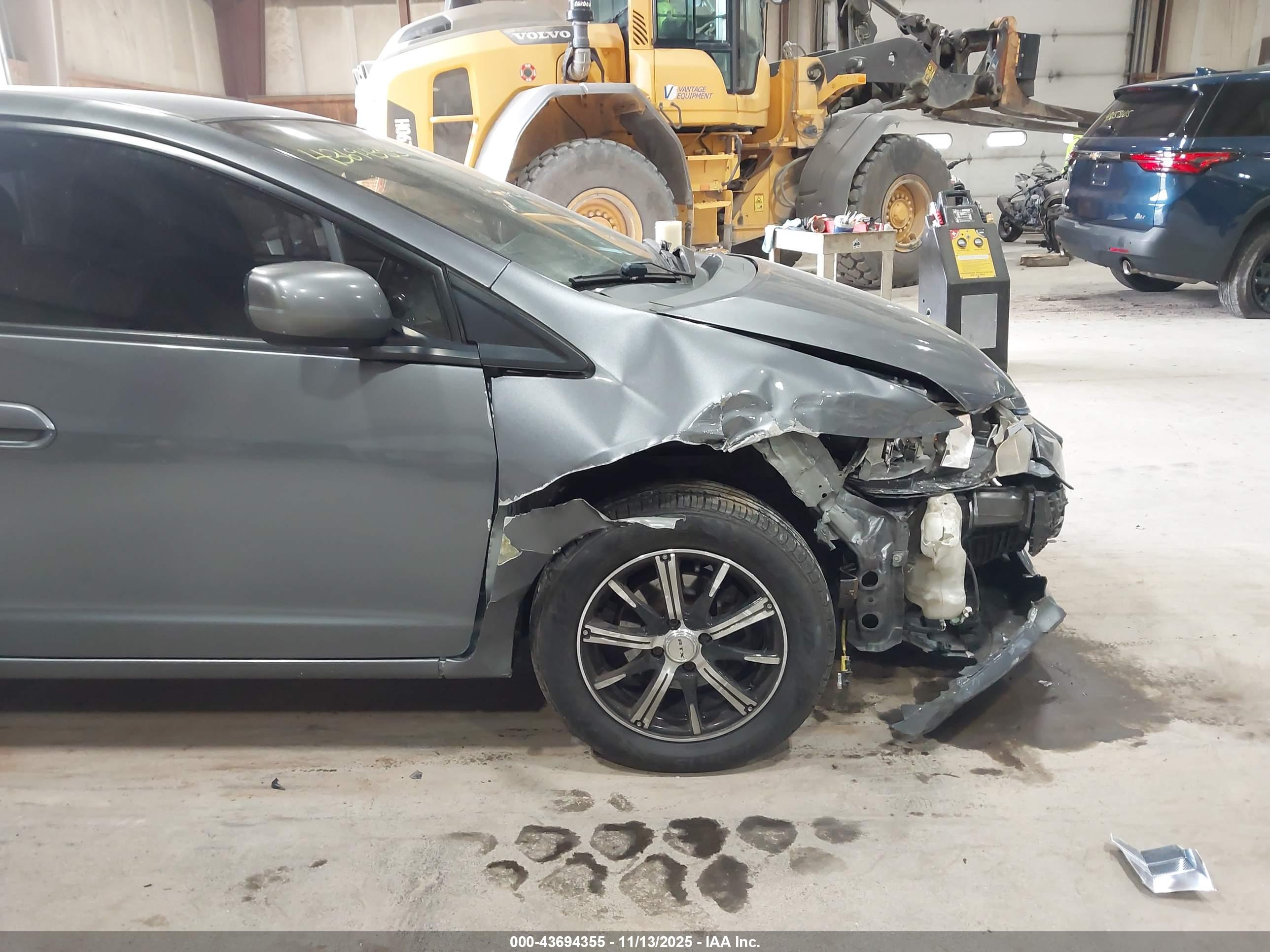 HONDA INSIGHT image 6