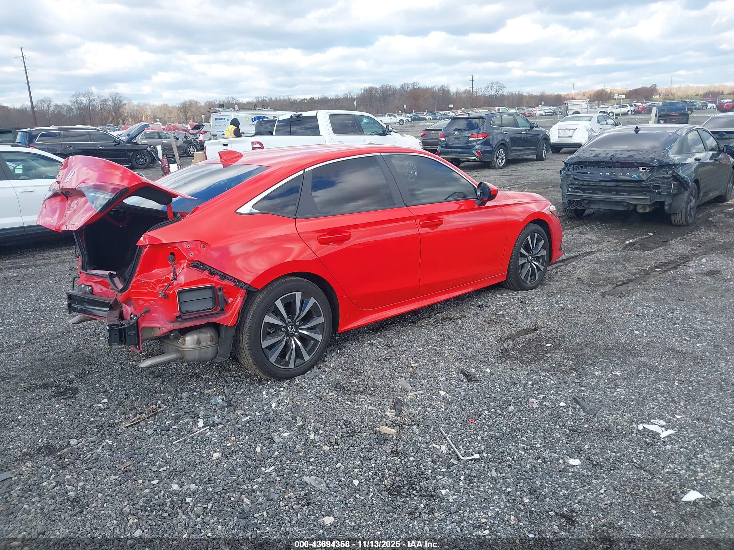 HONDA CIVIC image 4