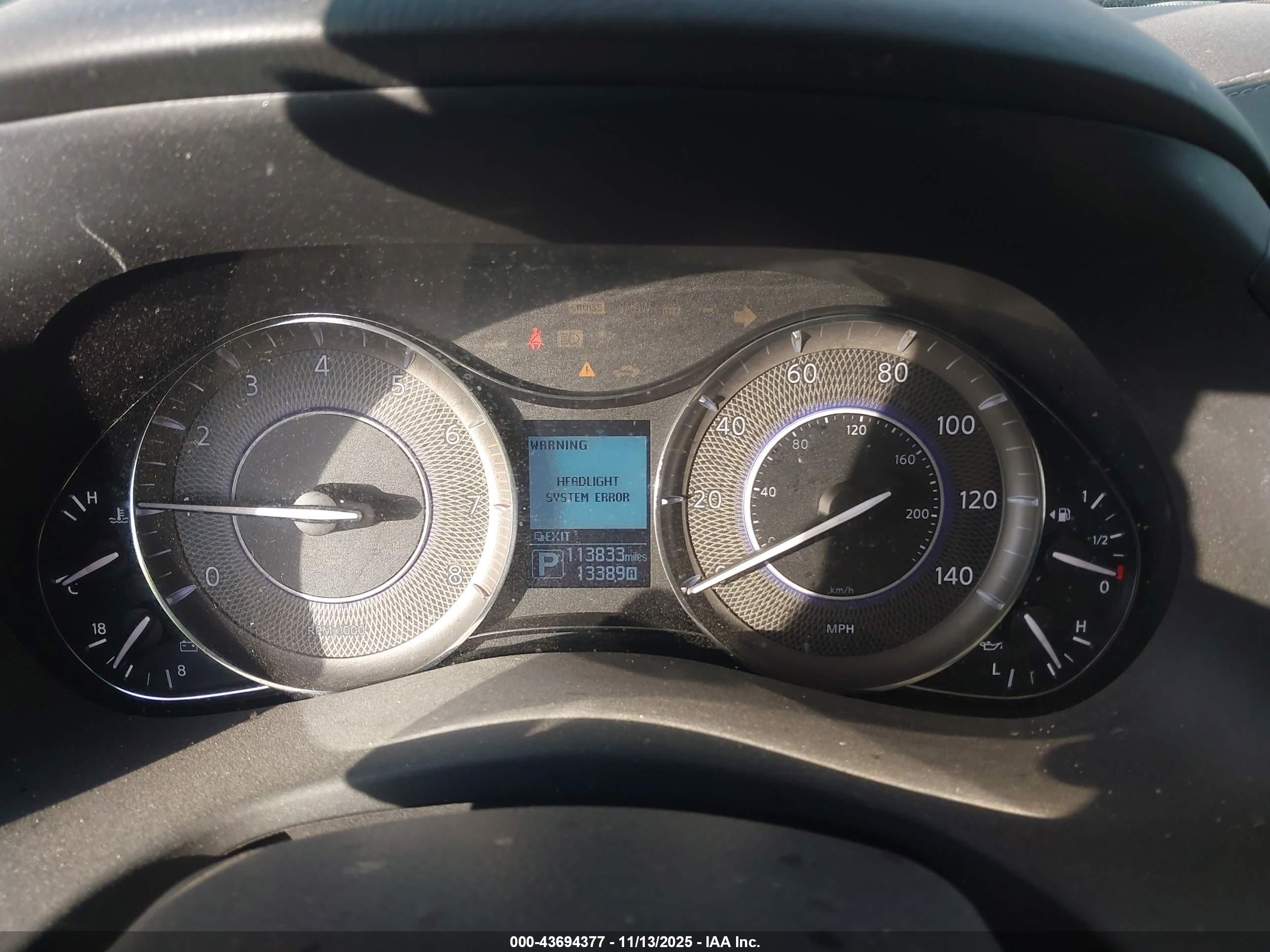 INFINITI QX80 image 7
