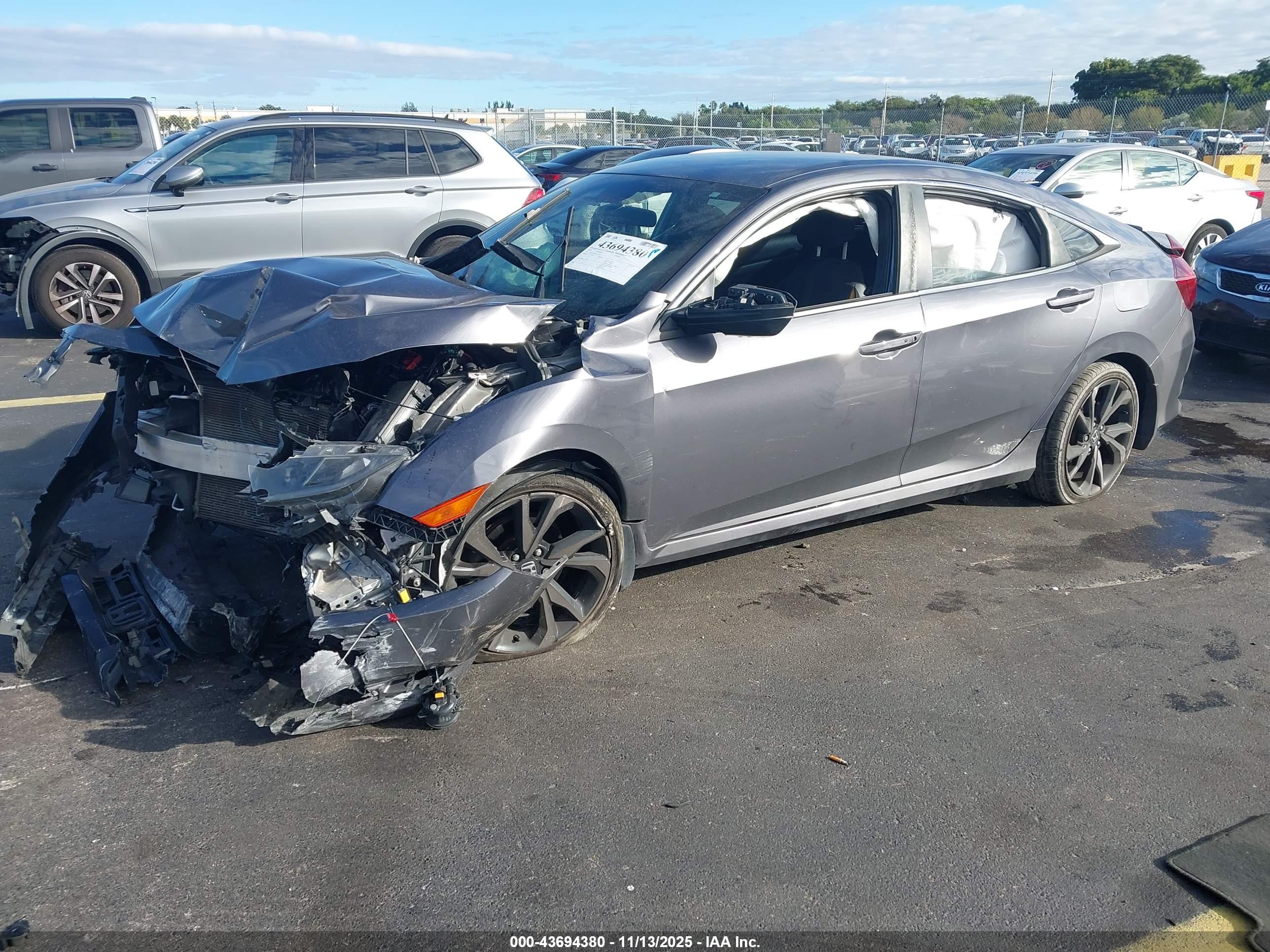 HONDA CIVIC image 2
