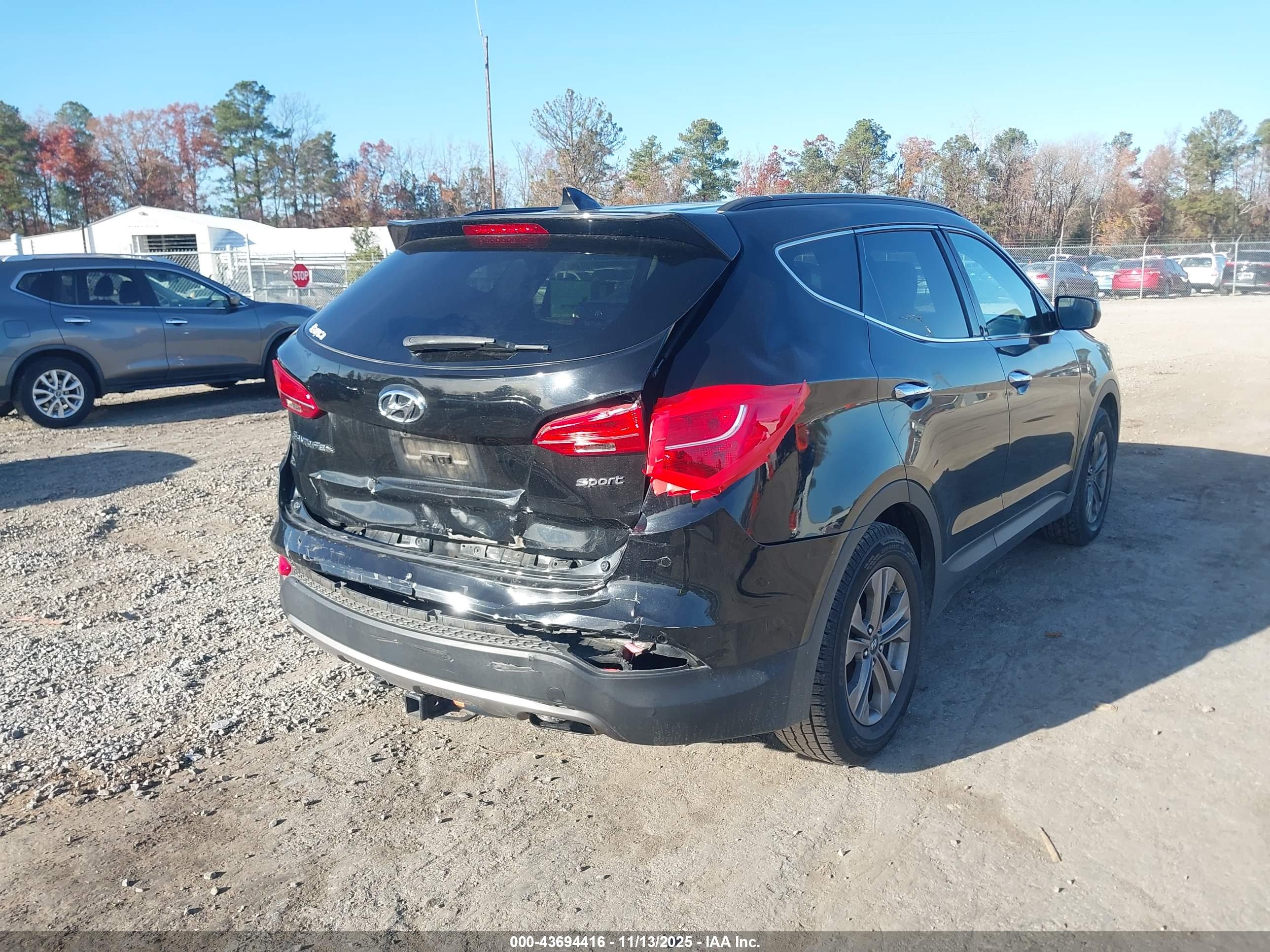 HYUNDAI SANTA image 4
