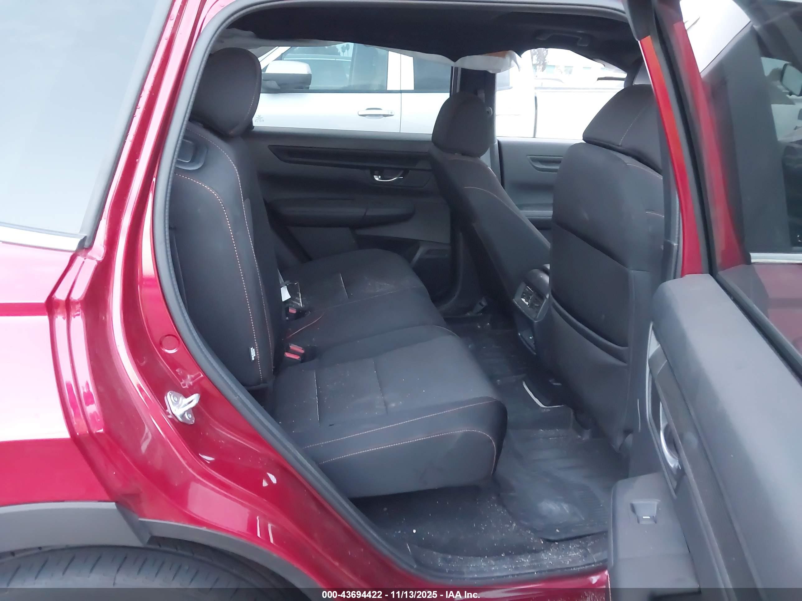 HONDA CR-V image 8