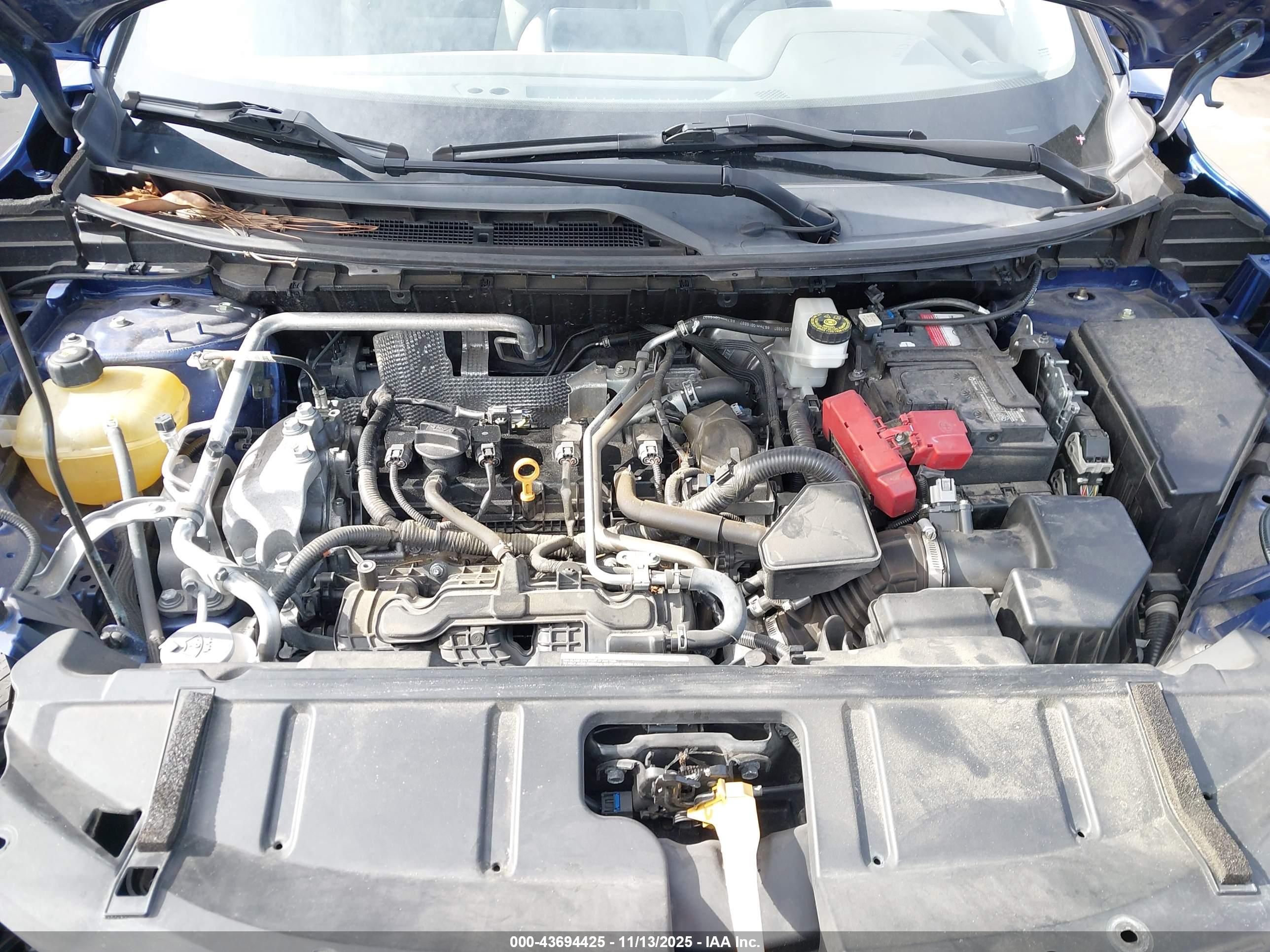 NISSAN ROGUE image 10
