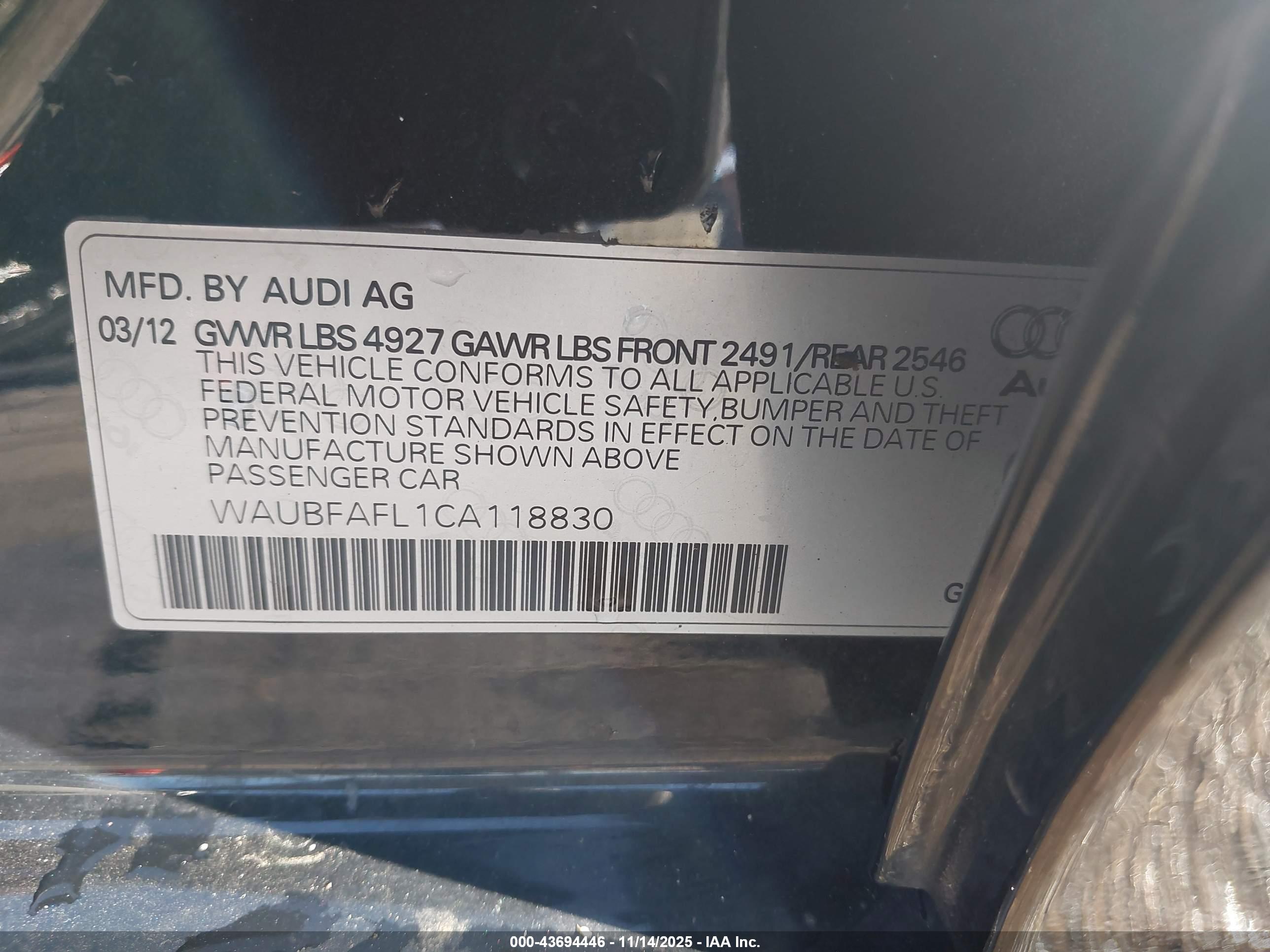 AUDI A4 image 9