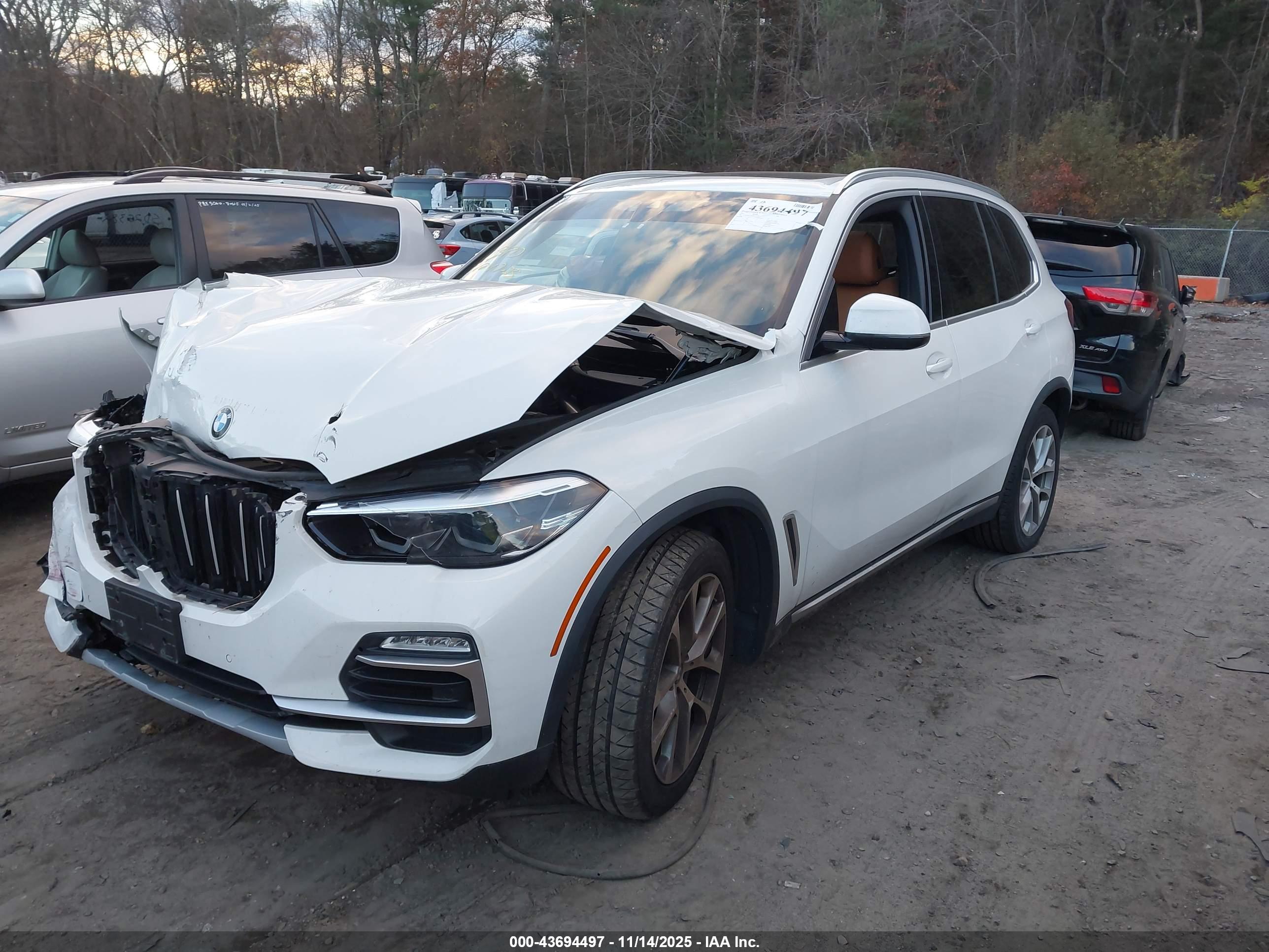 BMW X5 image 2
