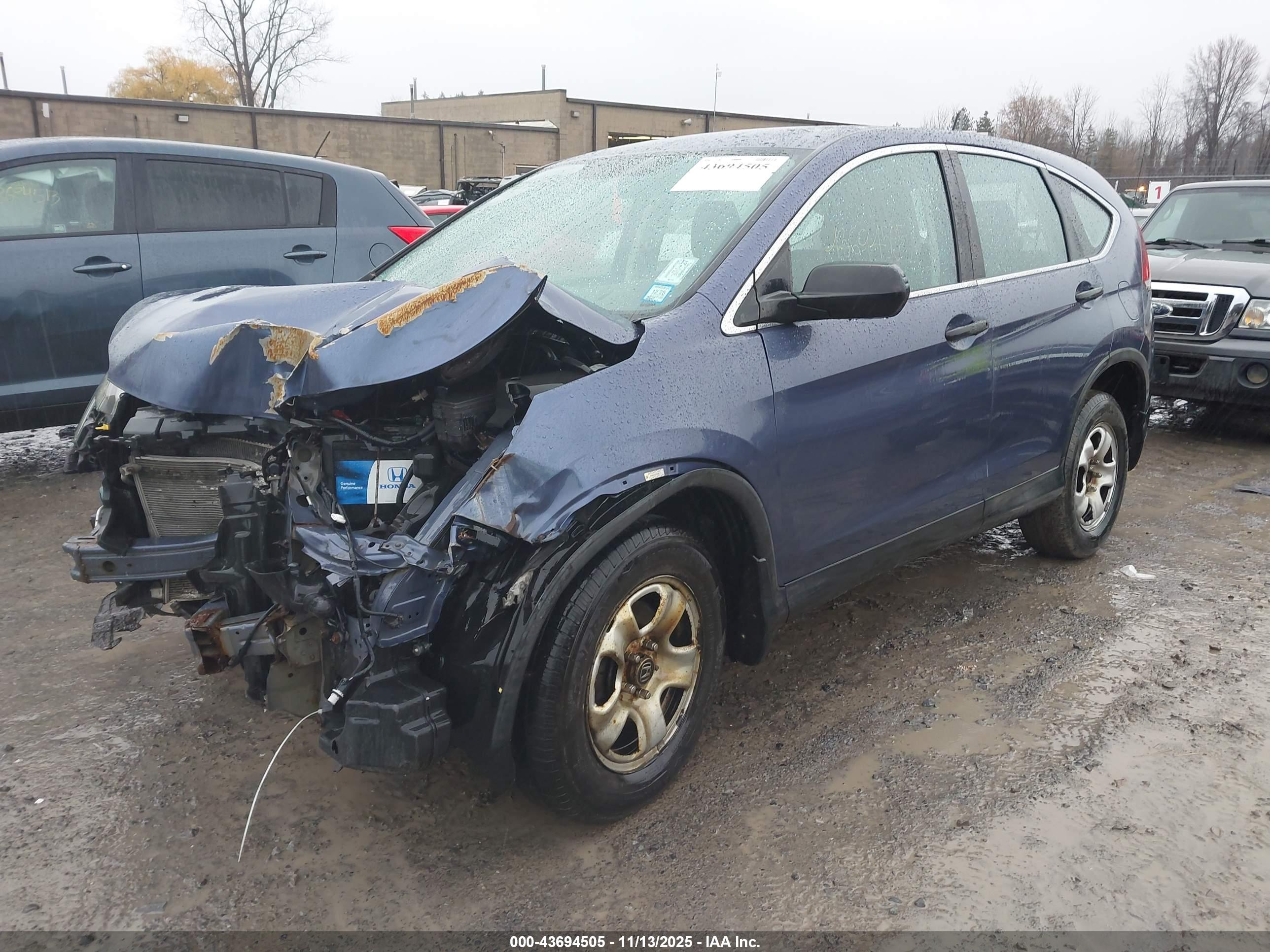 HONDA CR-V image 2
