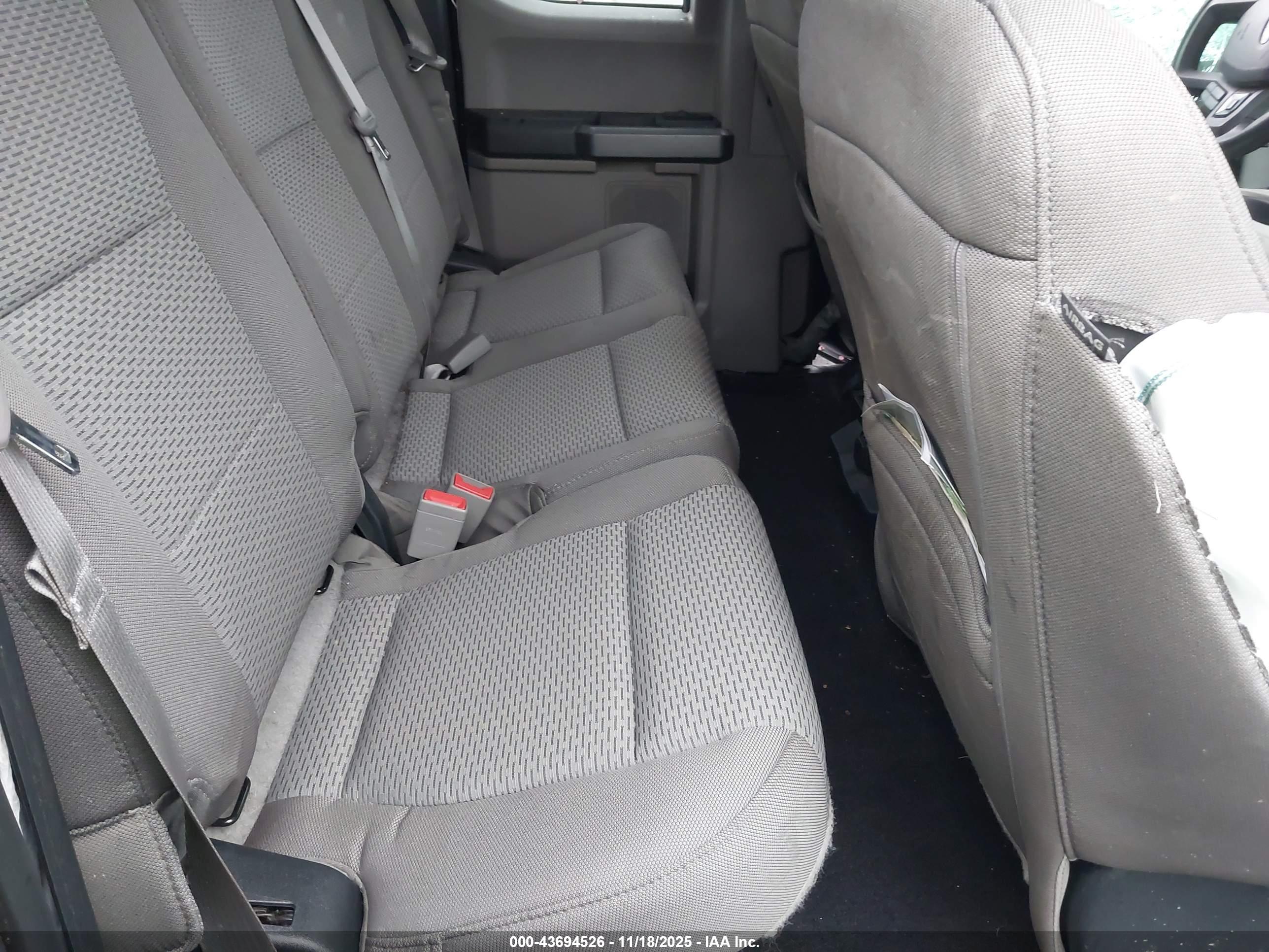 FORD F-150 image 8