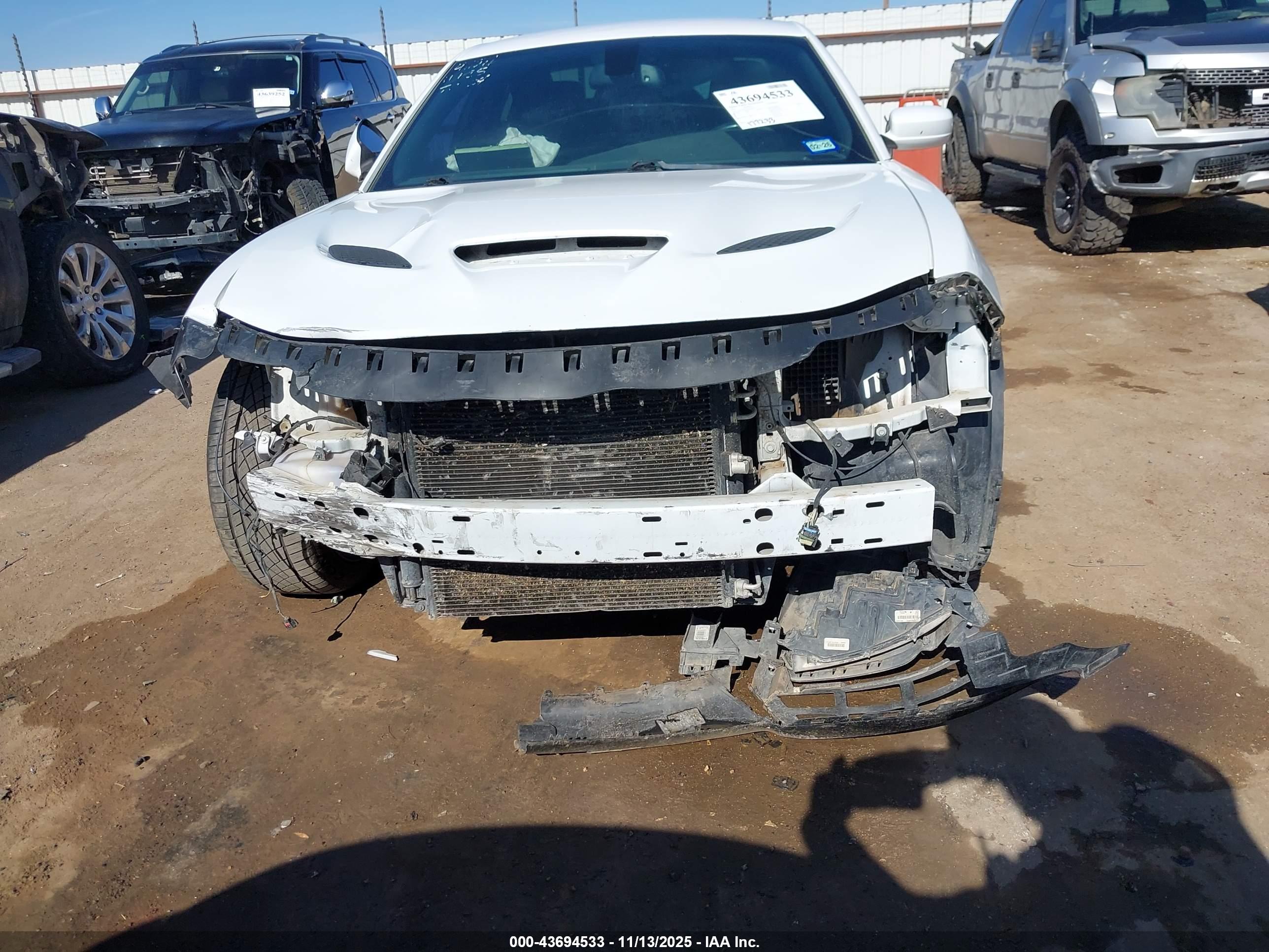 DODGE CHARGER image 6