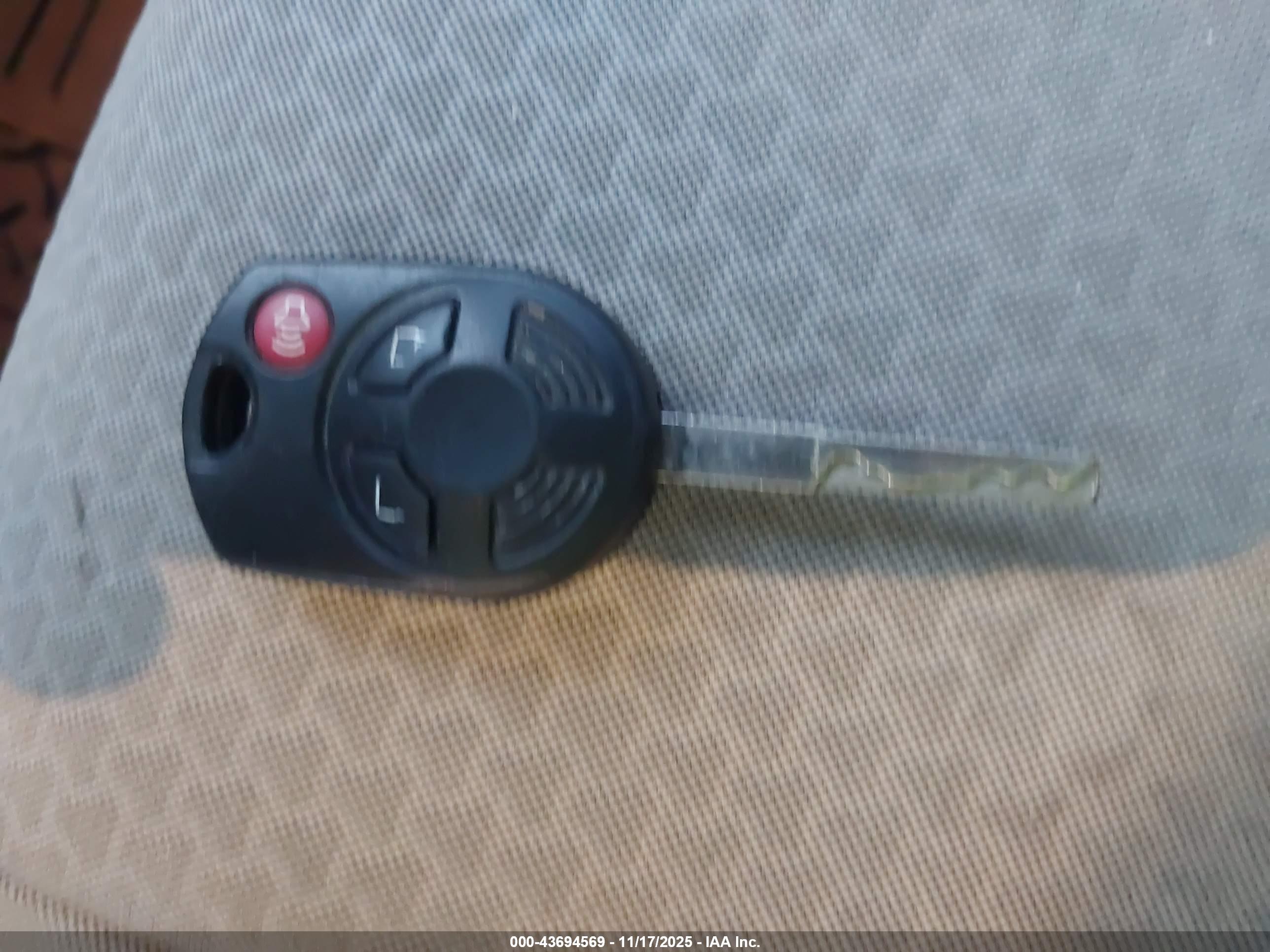 FORD ESCAPE image 11