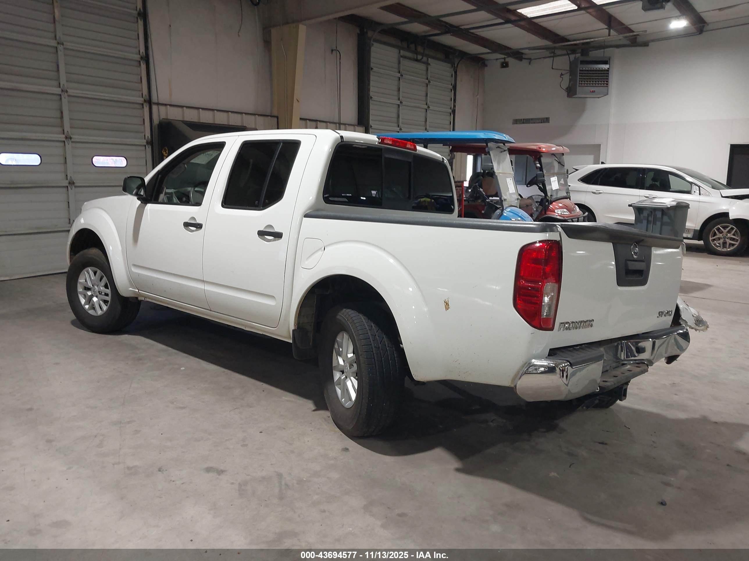 NISSAN FRONTIER image 3