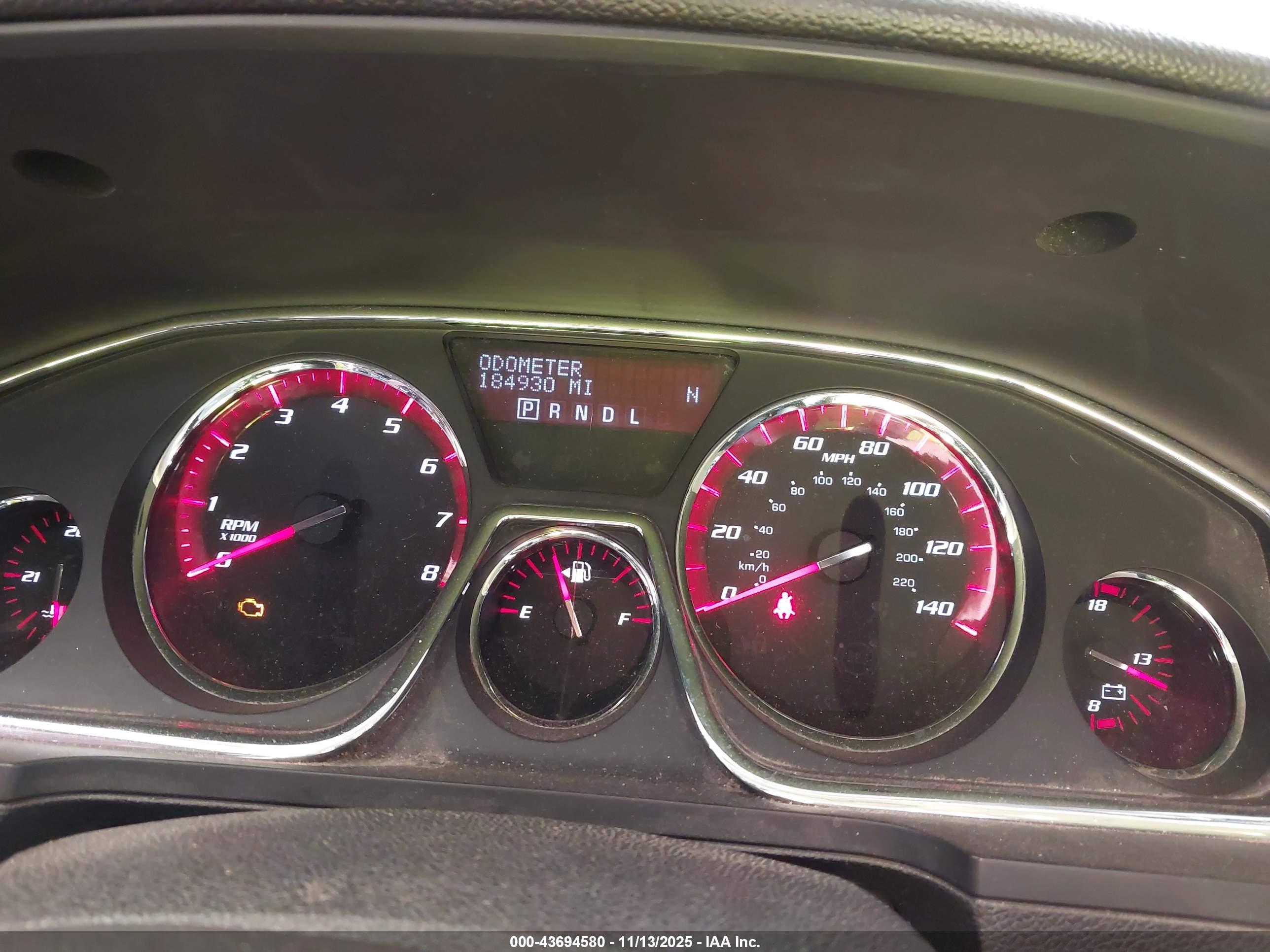 GMC ACADIA image 7