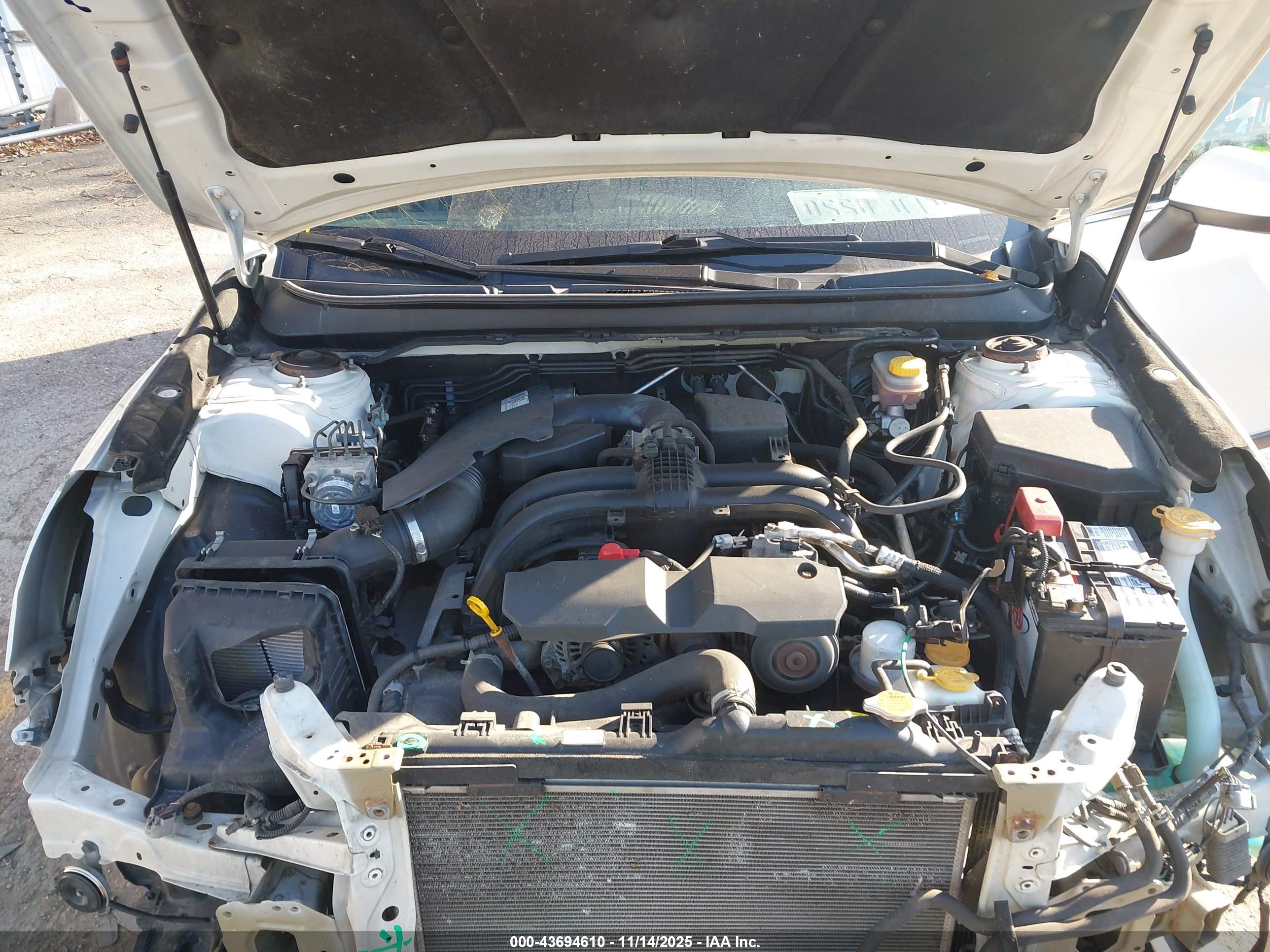 SUBARU OUTBACK image 10