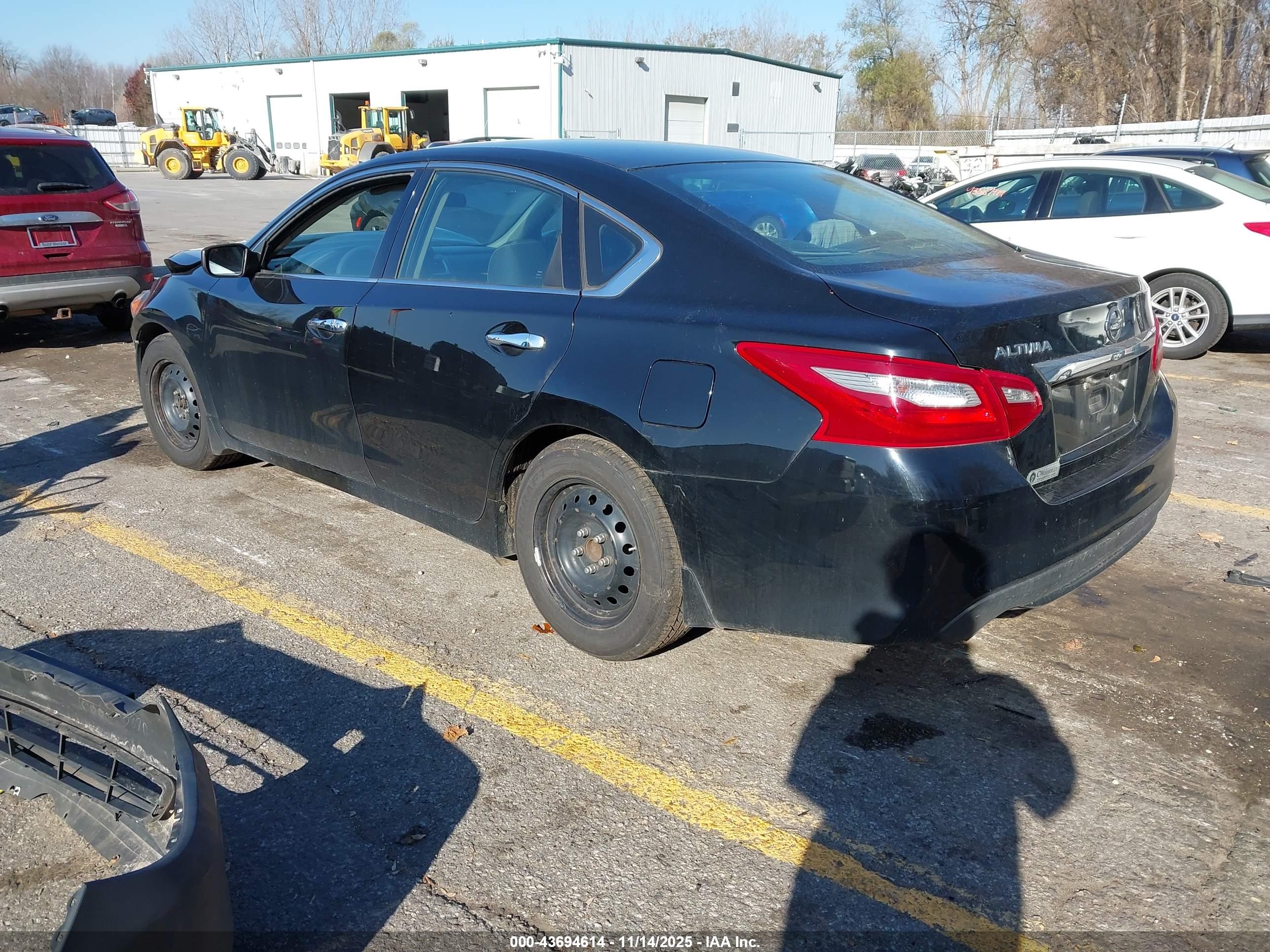 NISSAN ALTIMA image 3