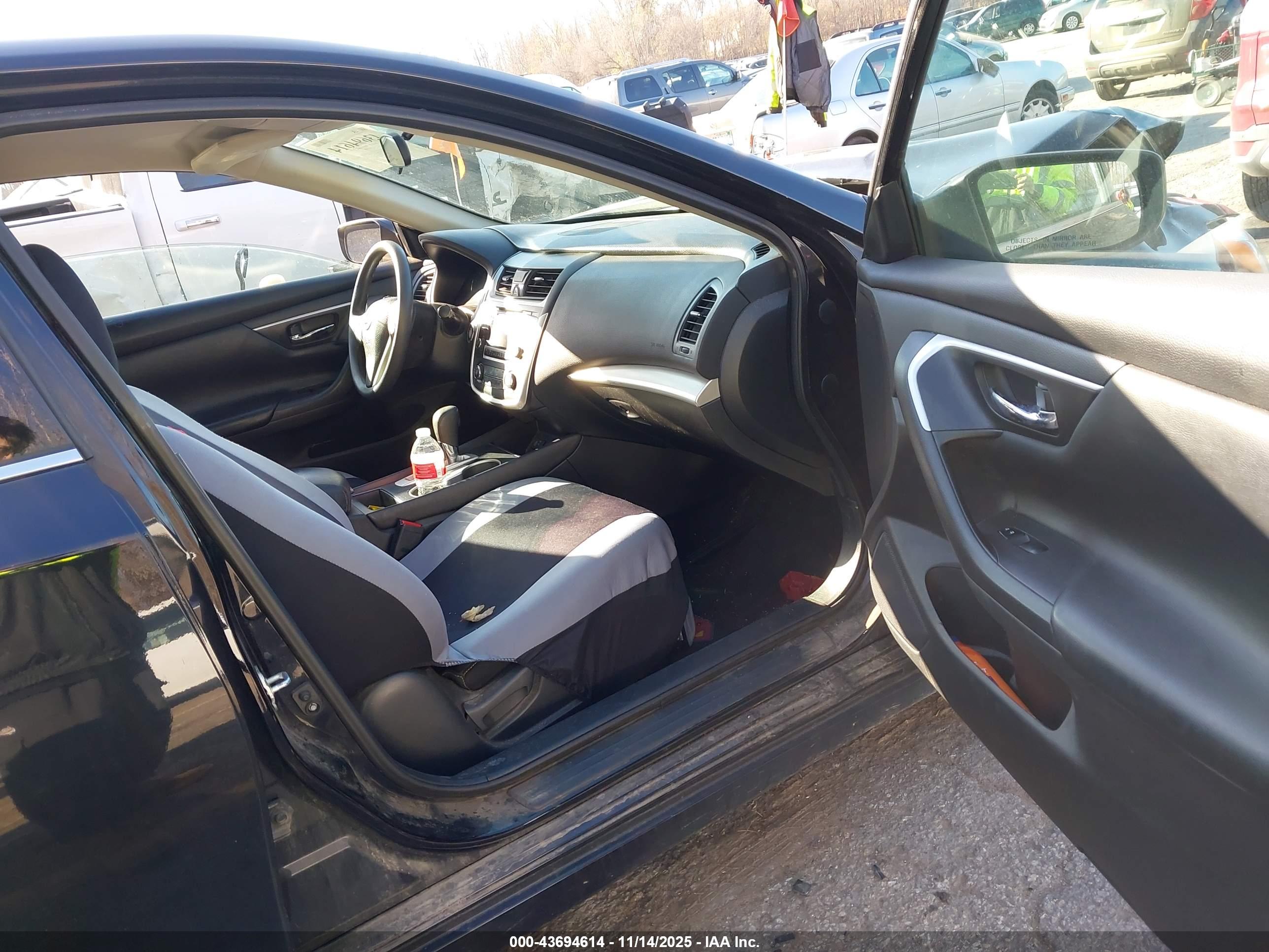 NISSAN ALTIMA image 5