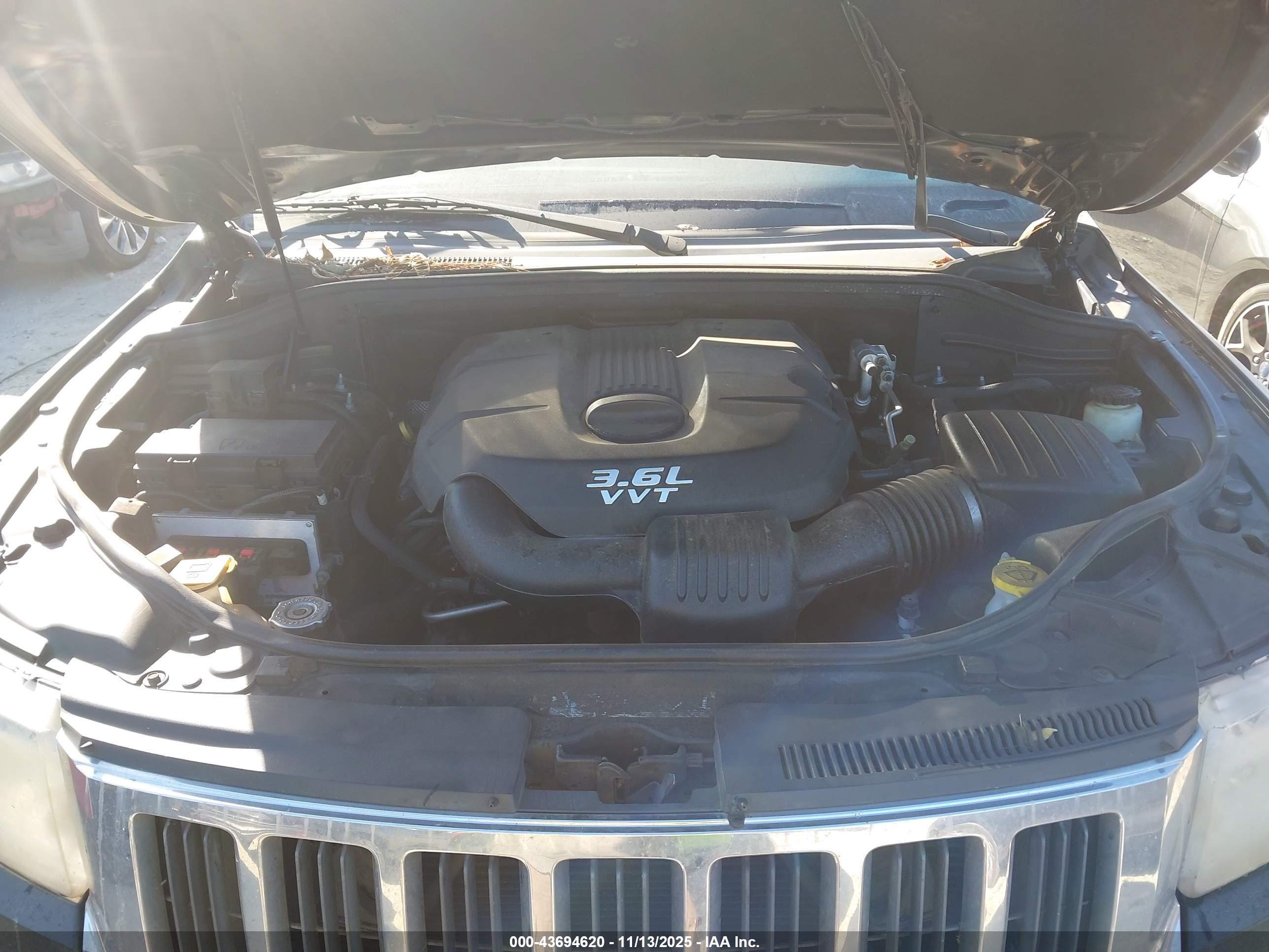 JEEP GRAND image 10