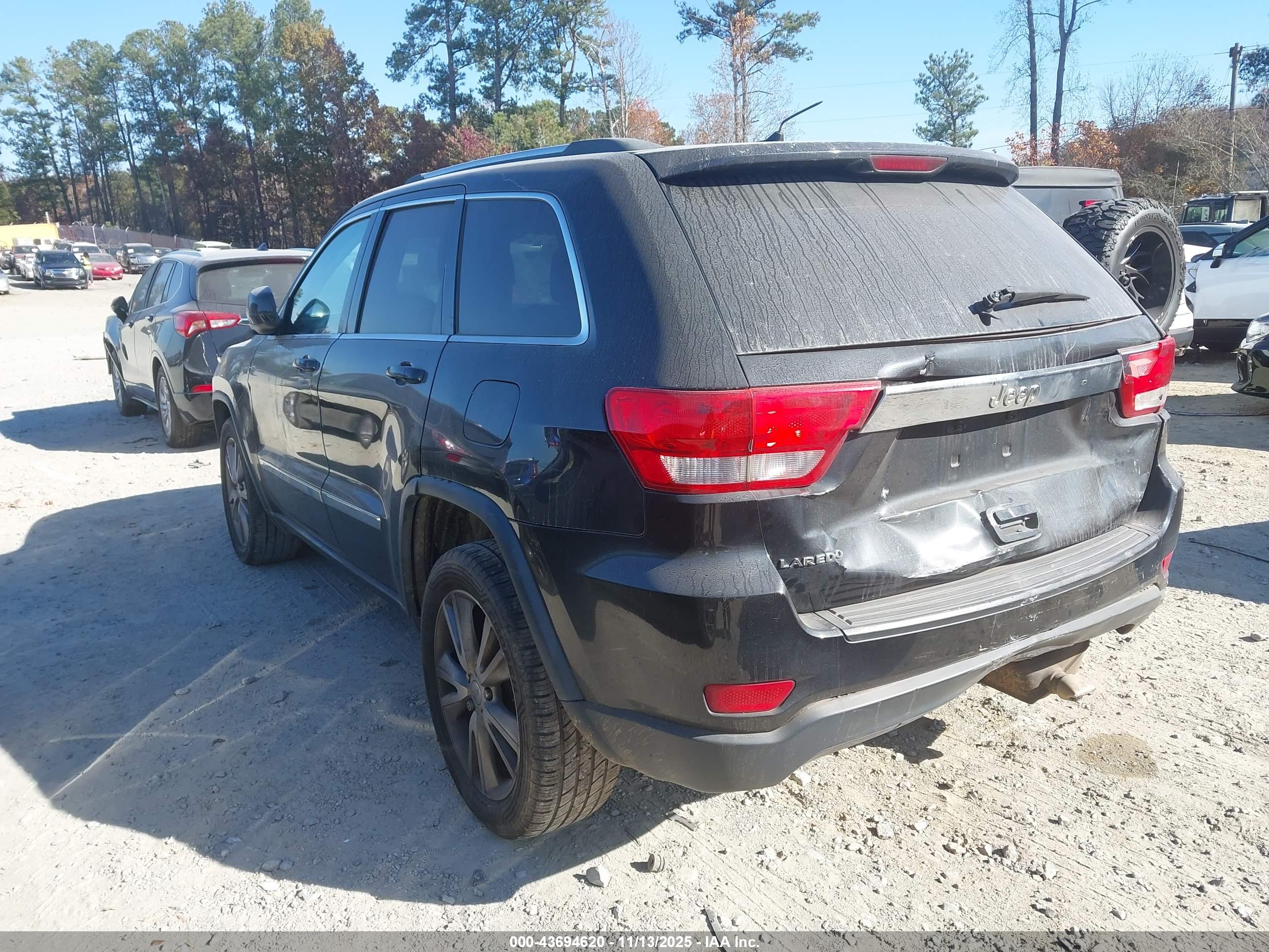 JEEP GRAND image 3