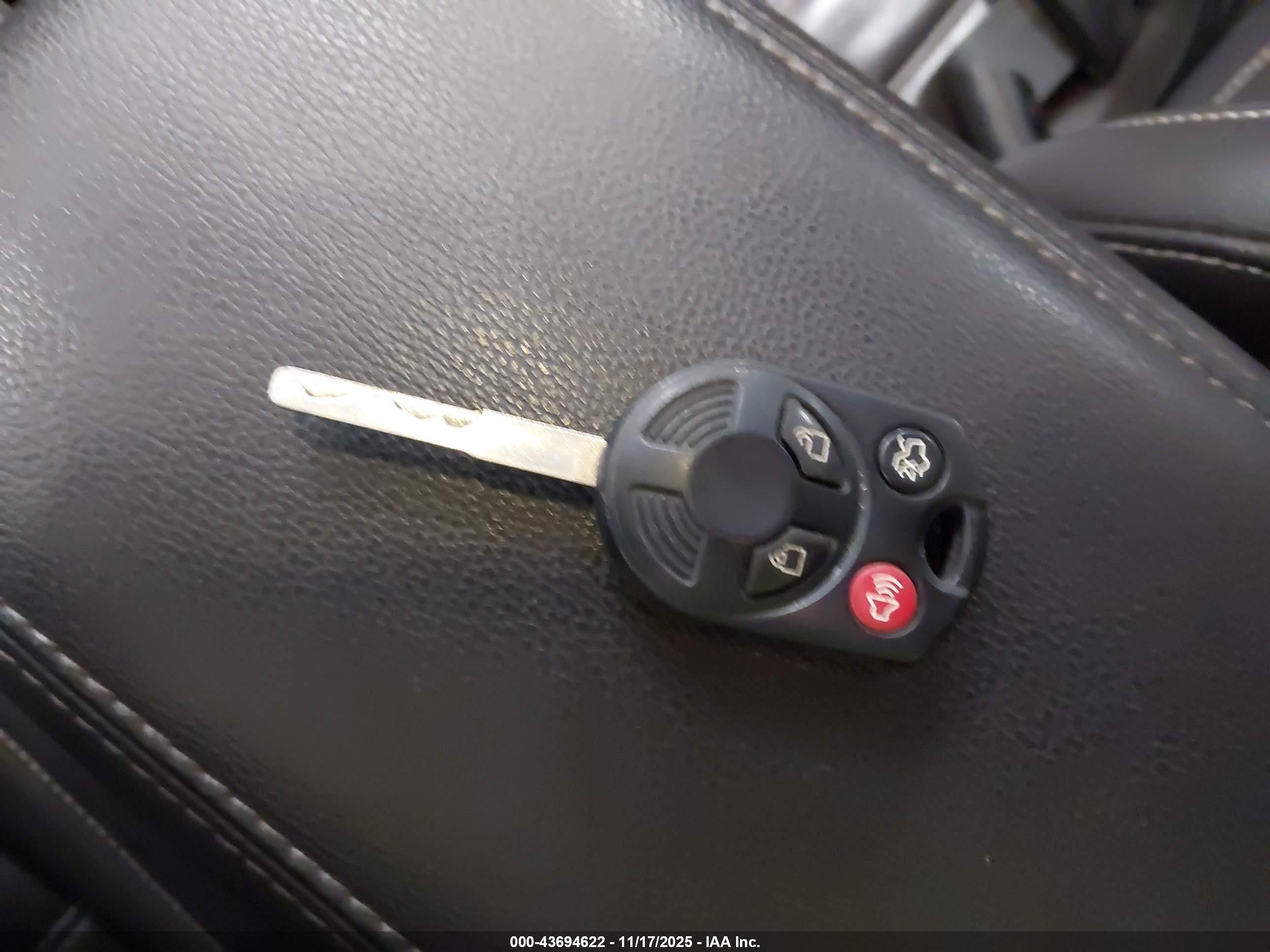 FORD ESCAPE image 11
