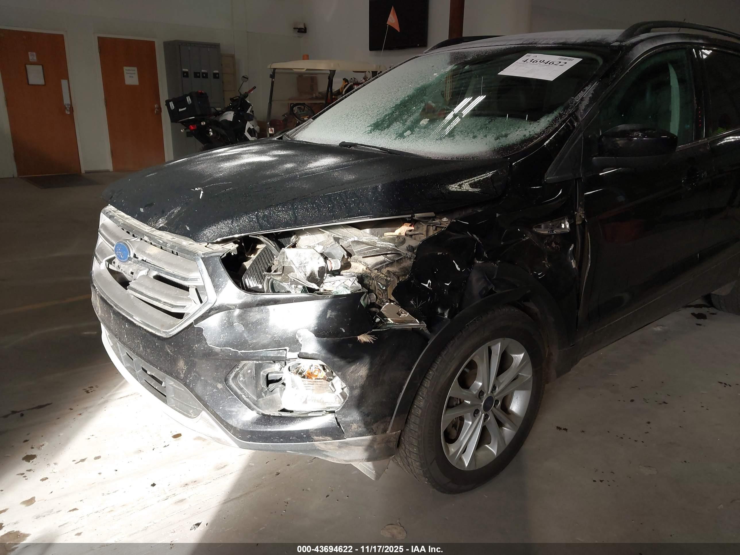 FORD ESCAPE image 6