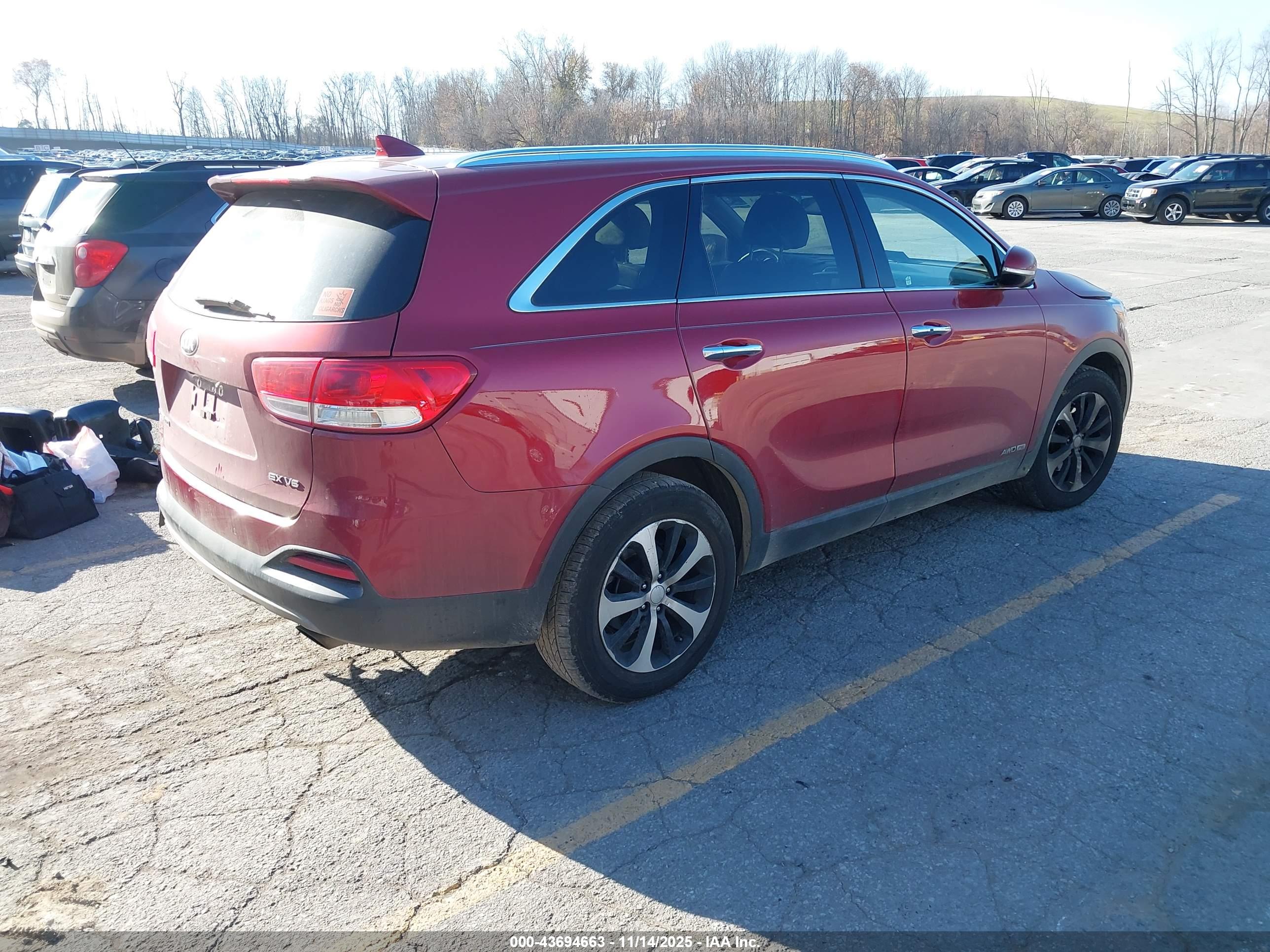 KIA SORENTO image 4