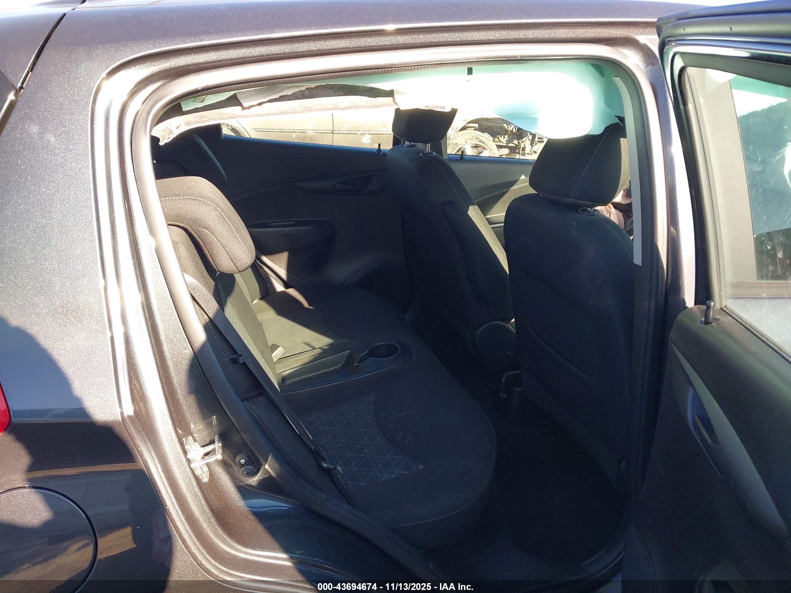 CHEVROLET SPARK image 8