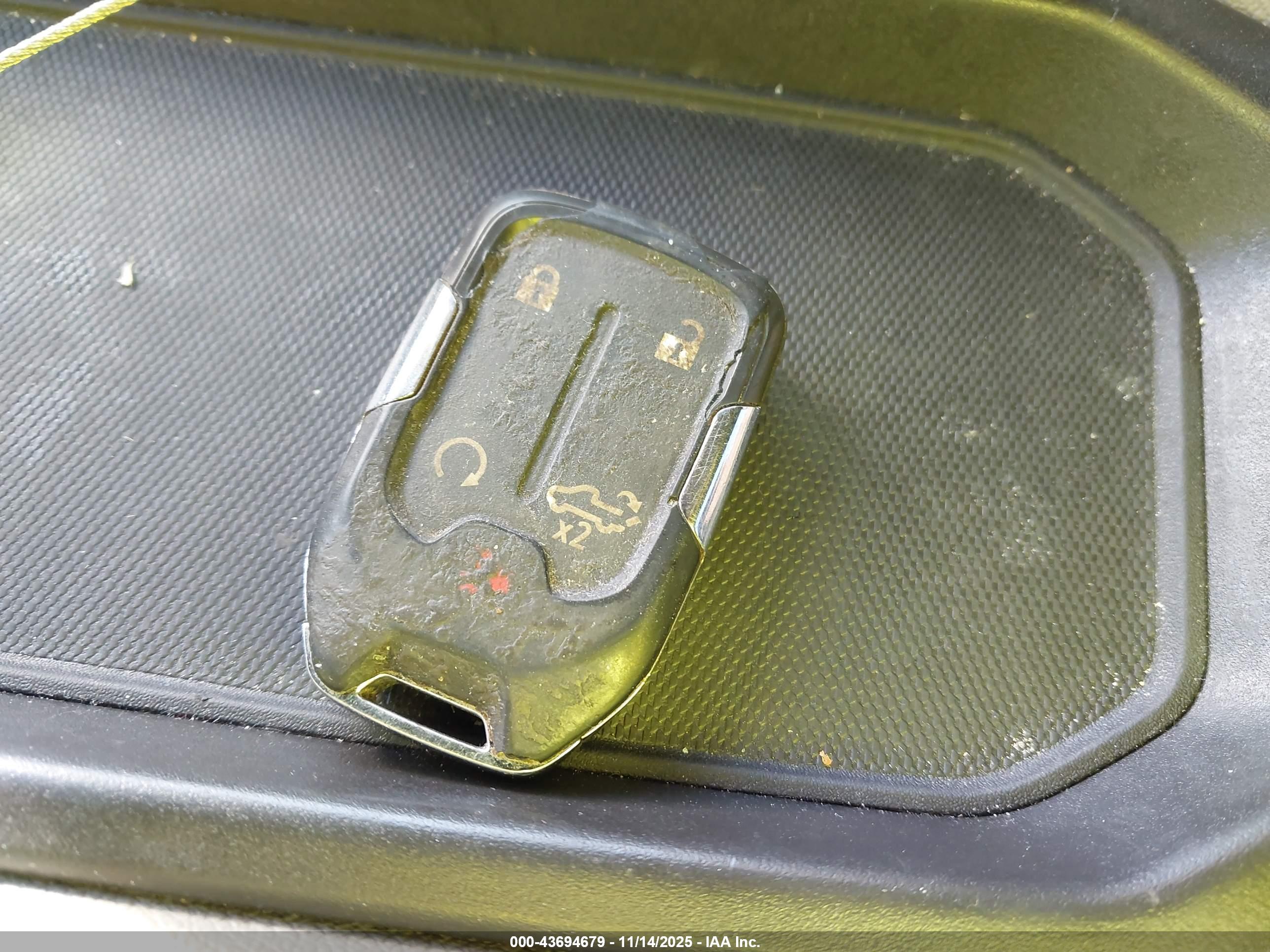 CHEVROLET SILVERADO image 11