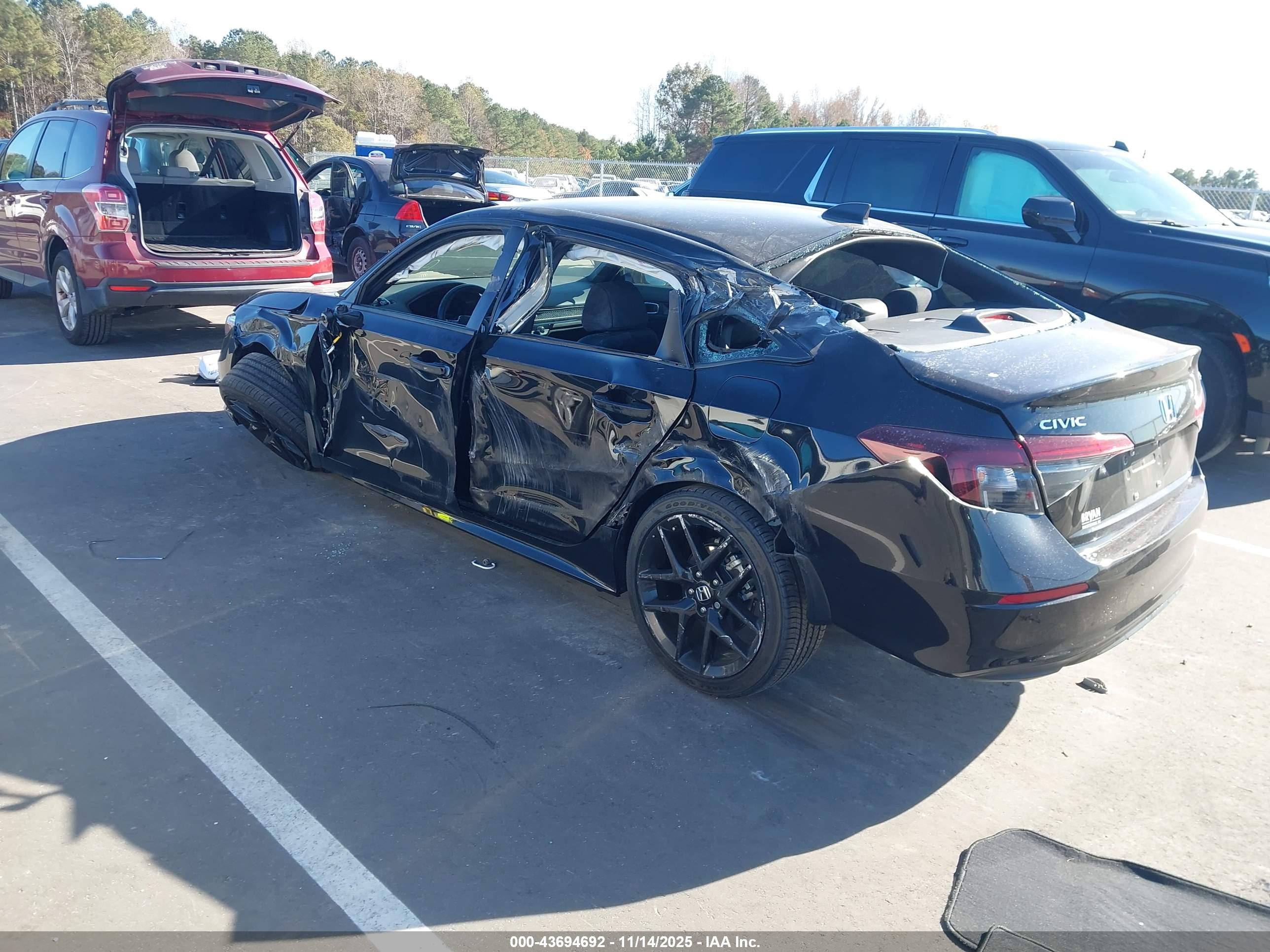 HONDA CIVIC image 3