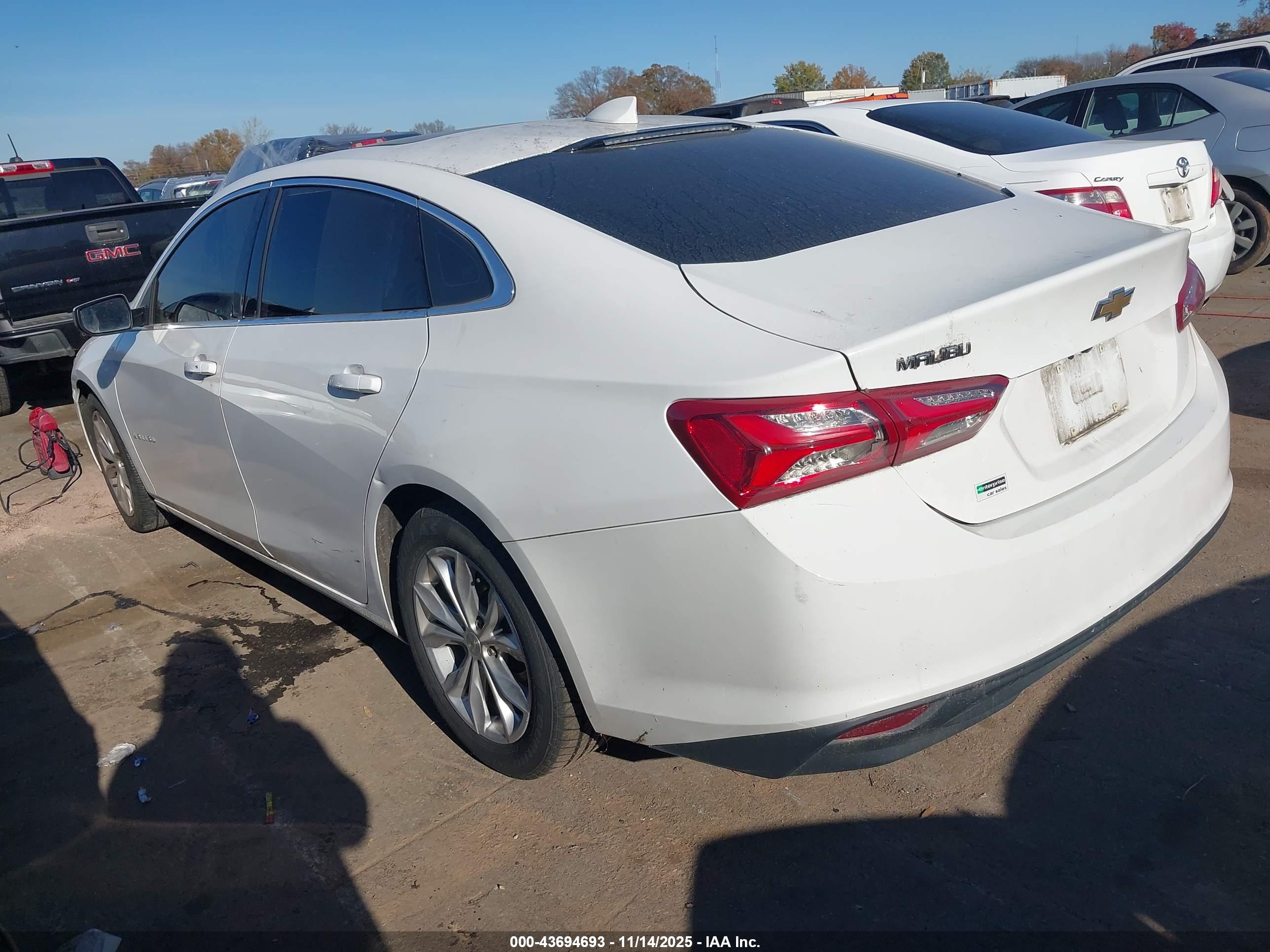 CHEVROLET MALIBU image 3