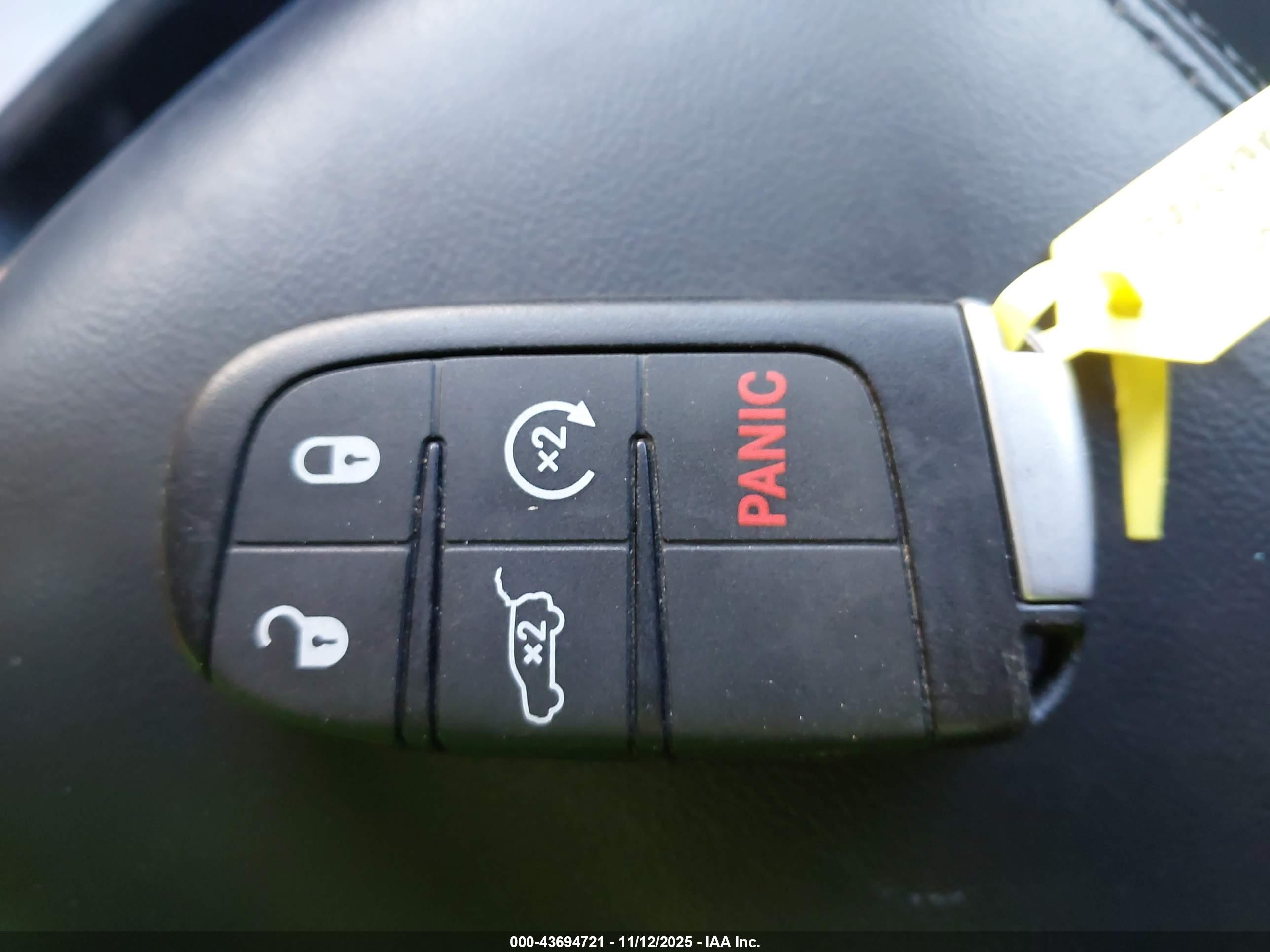 JEEP GRAND image 11