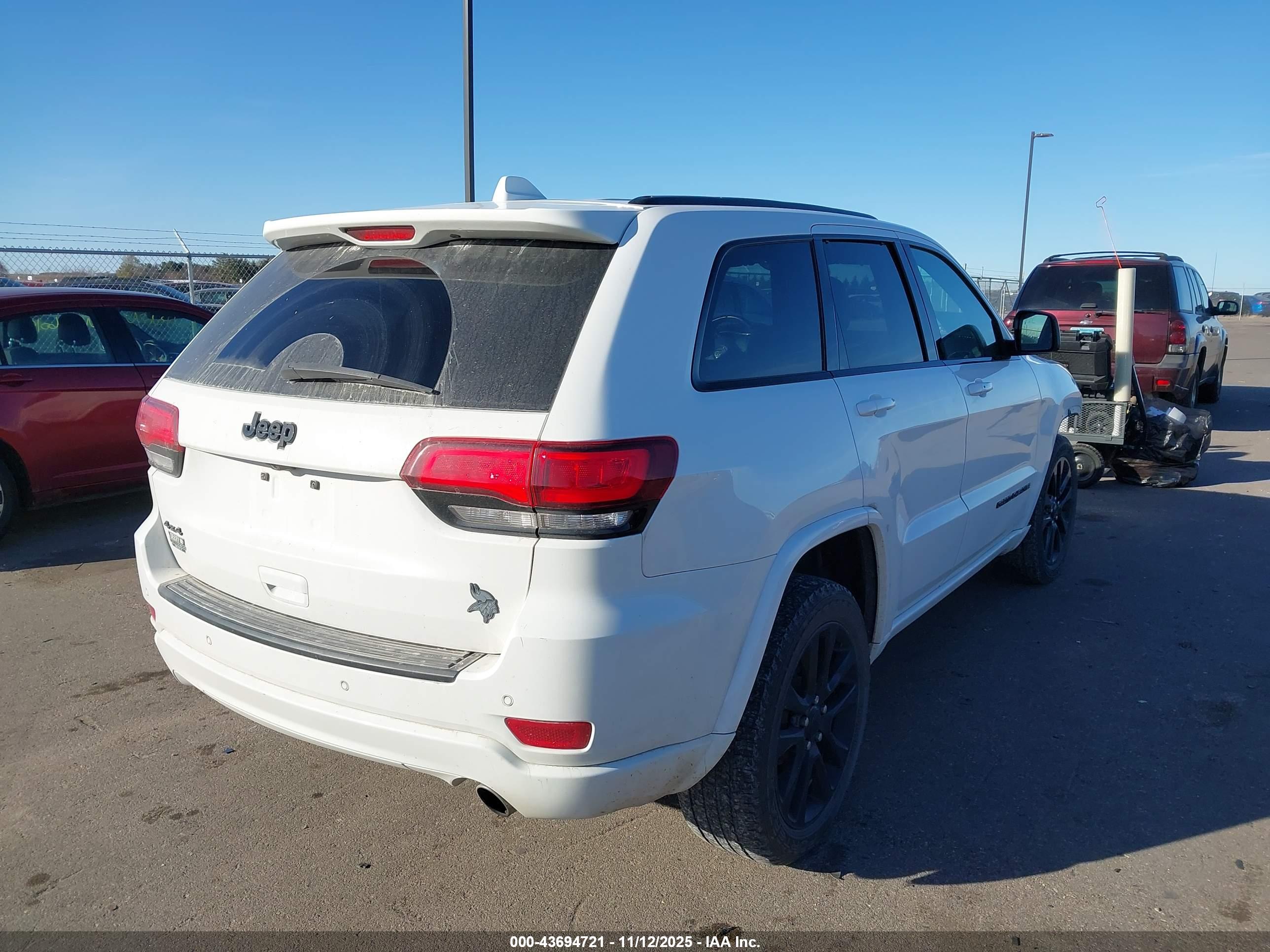 JEEP GRAND image 4