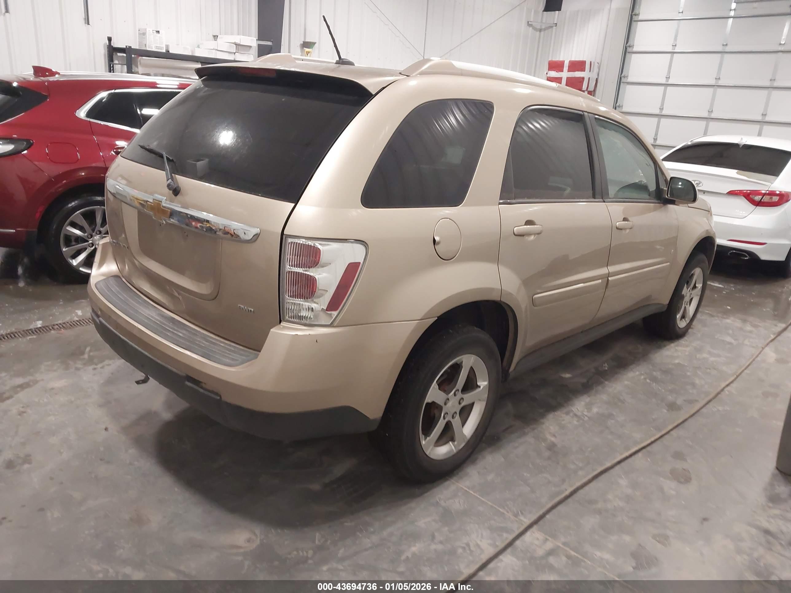 CHEVROLET EQUINOX image 4