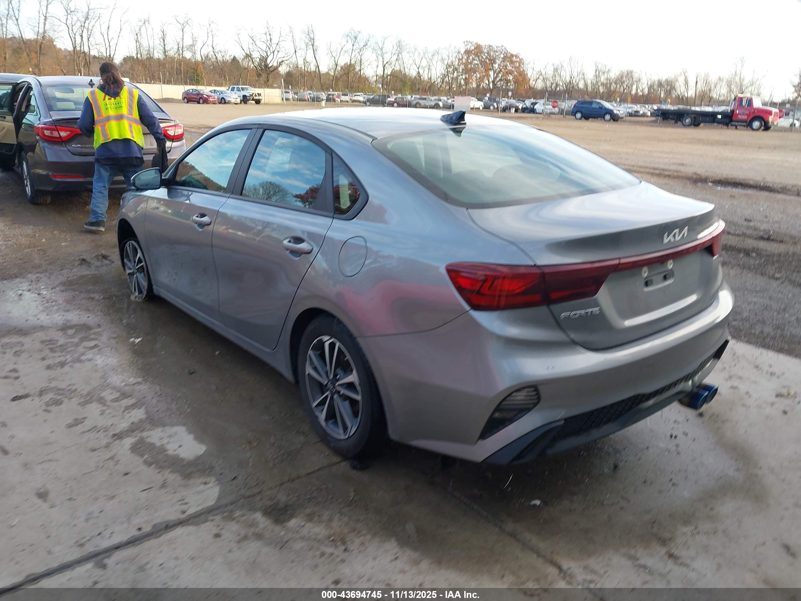 KIA FORTE image 3