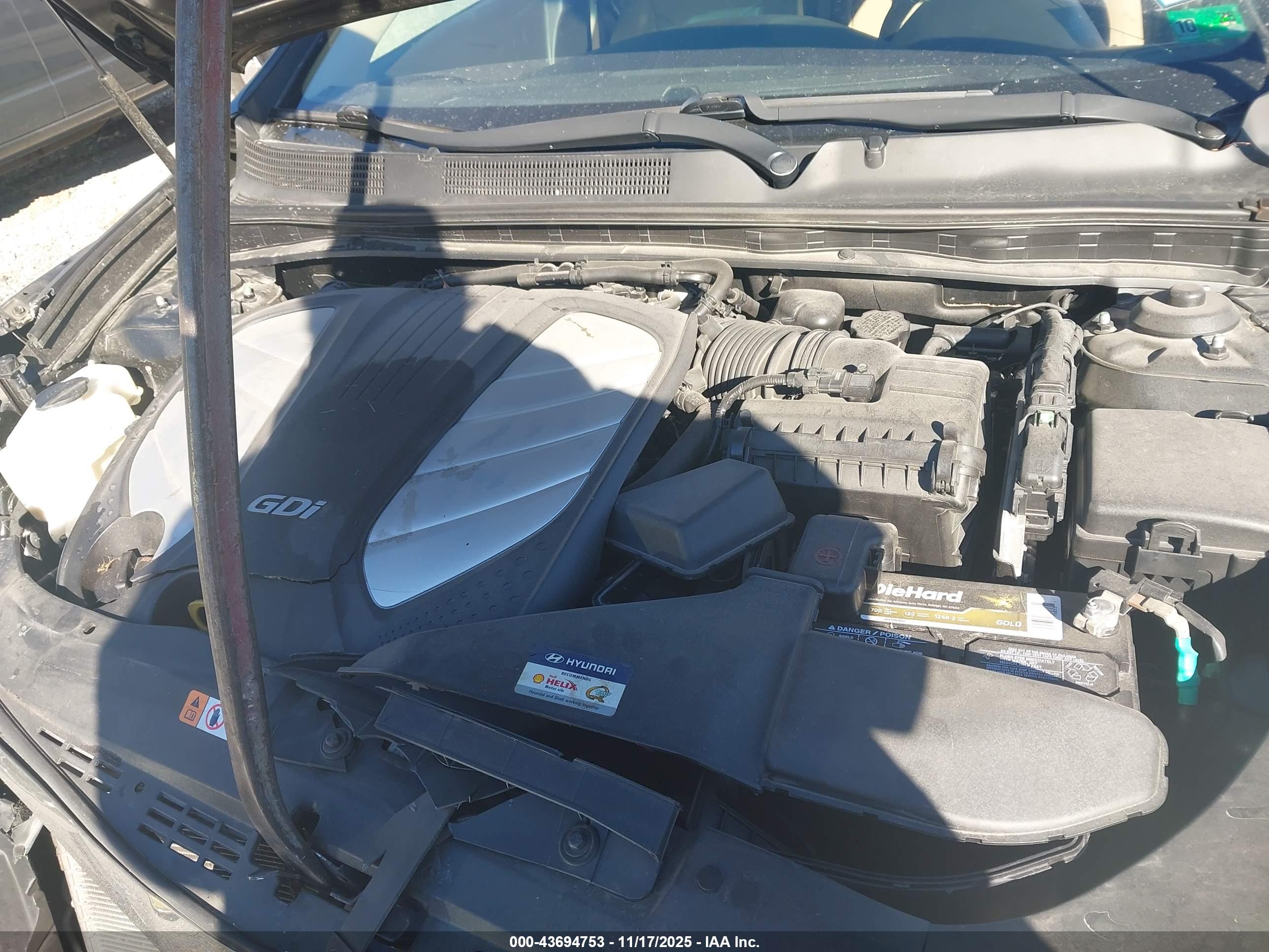 HYUNDAI AZERA image 10