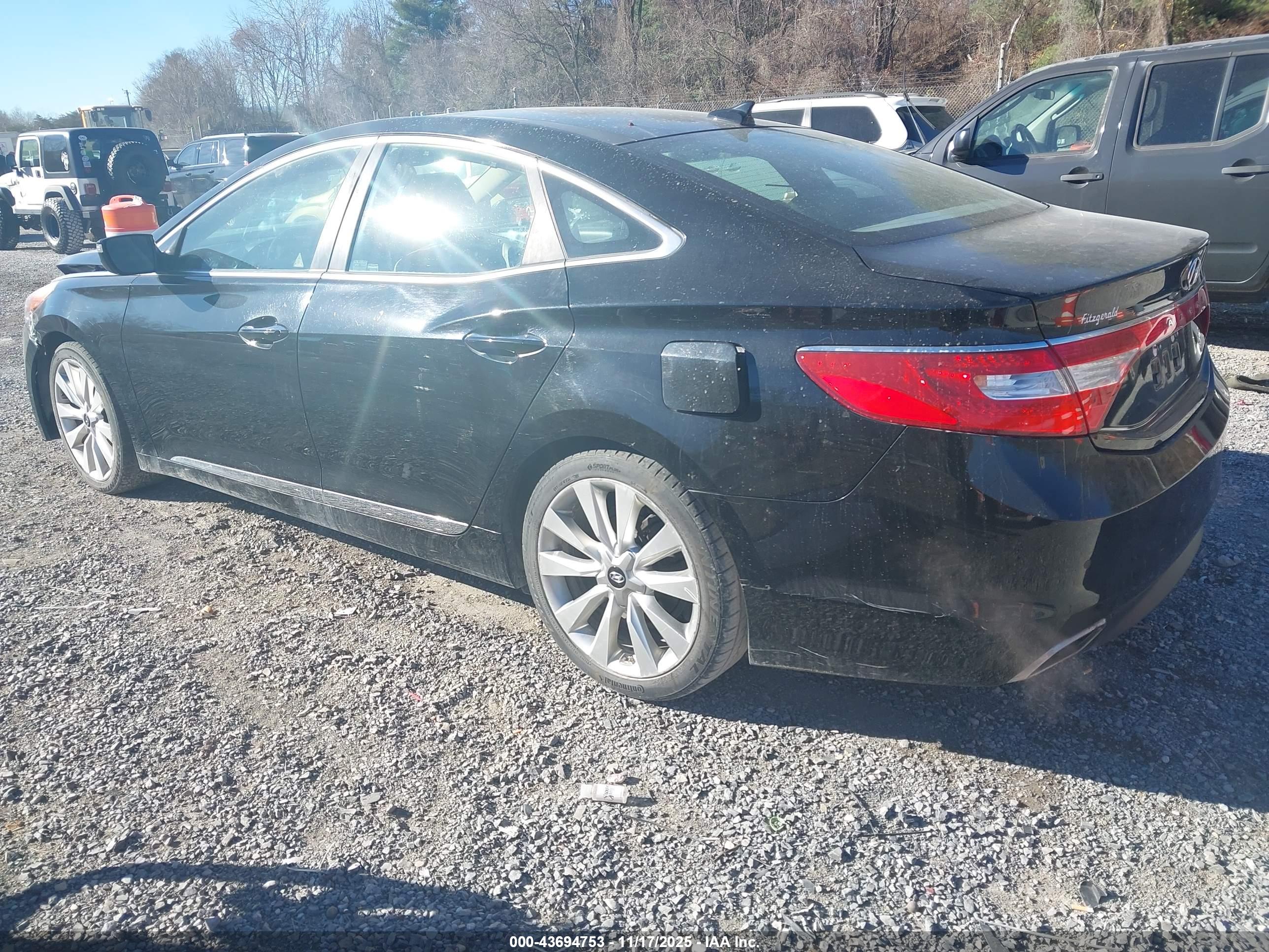 HYUNDAI AZERA image 3