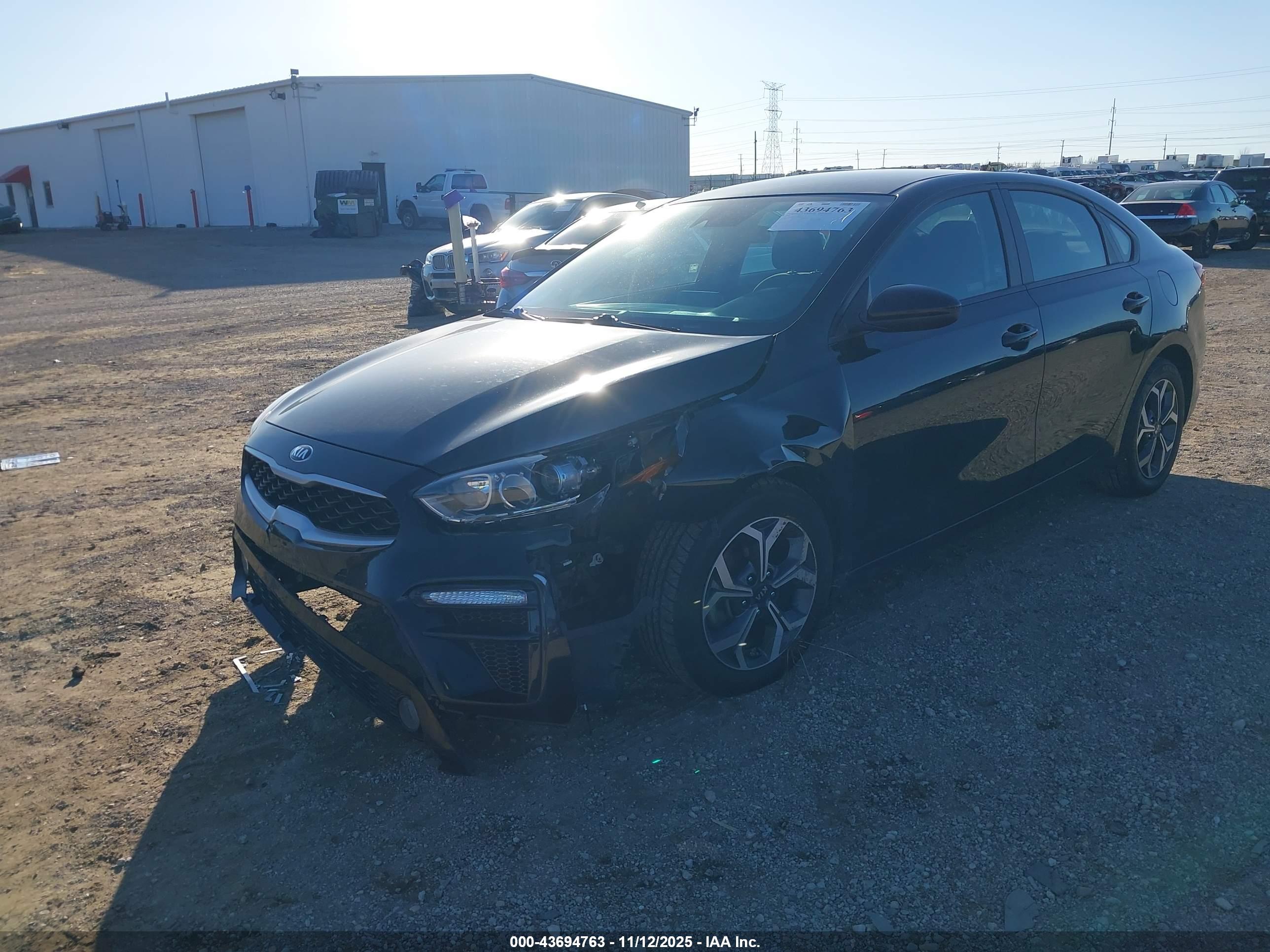 KIA FORTE image 2