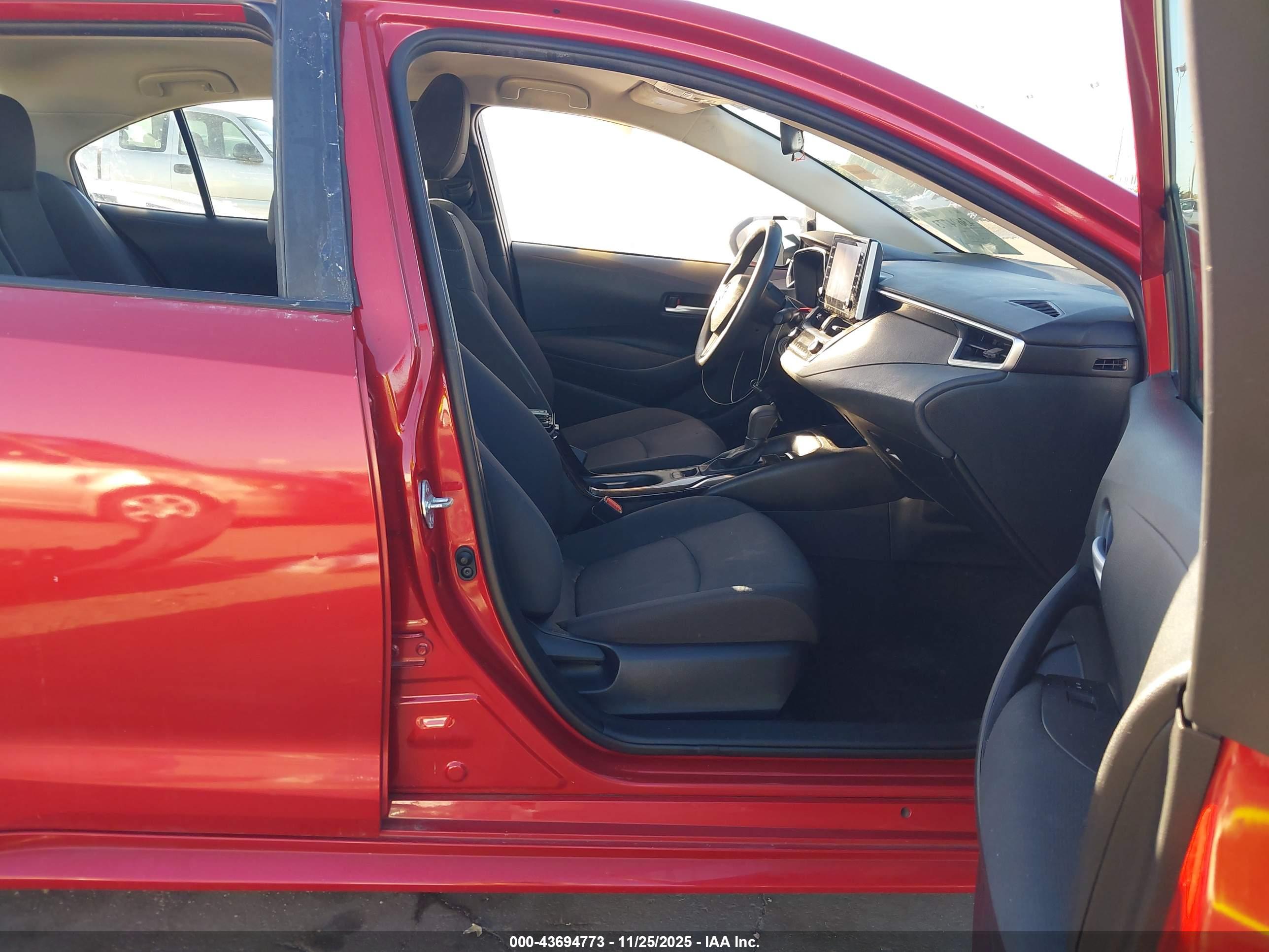 TOYOTA COROLLA image 5