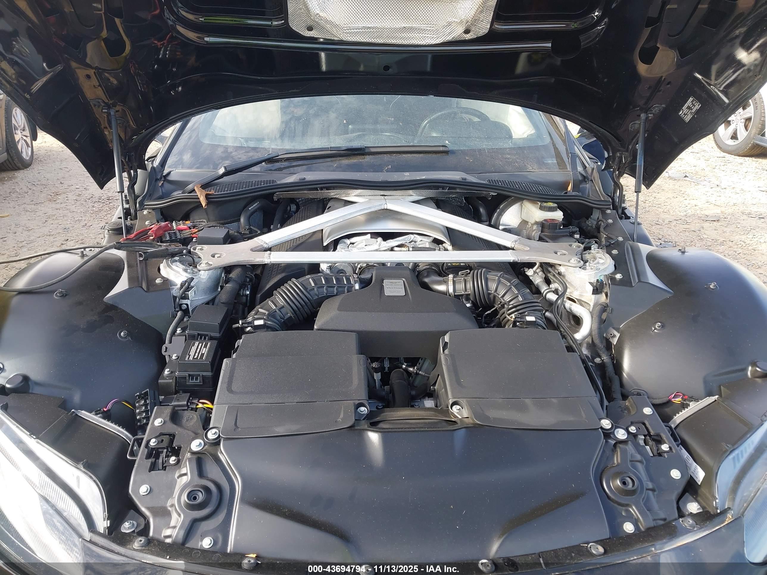 ASTON MARTIN image 10