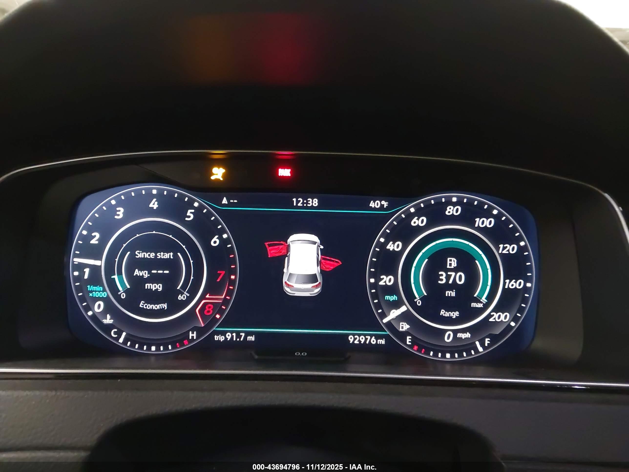 VOLKSWAGEN GOLF image 7