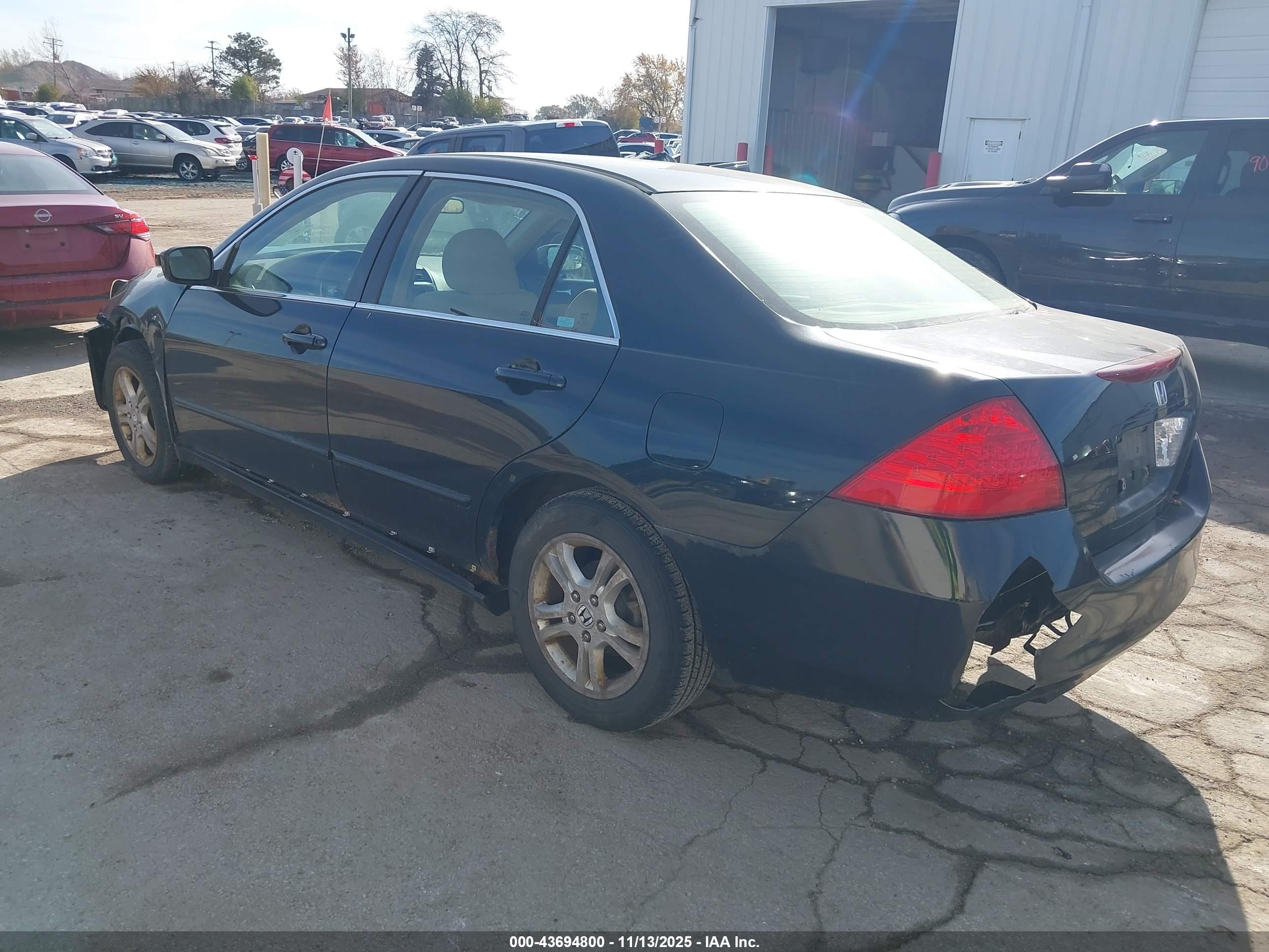 HONDA ACCORD image 3