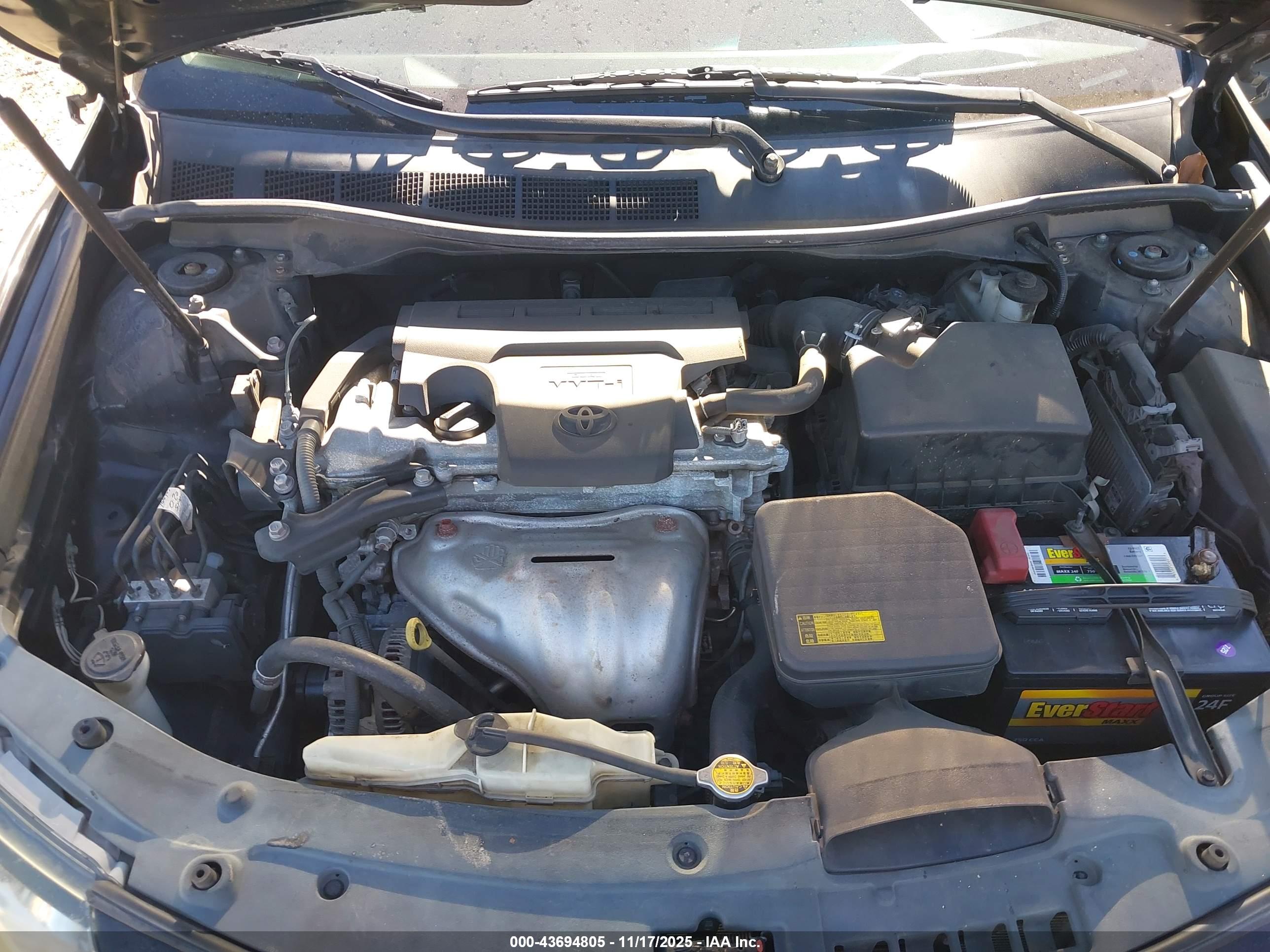 TOYOTA CAMRY image 10