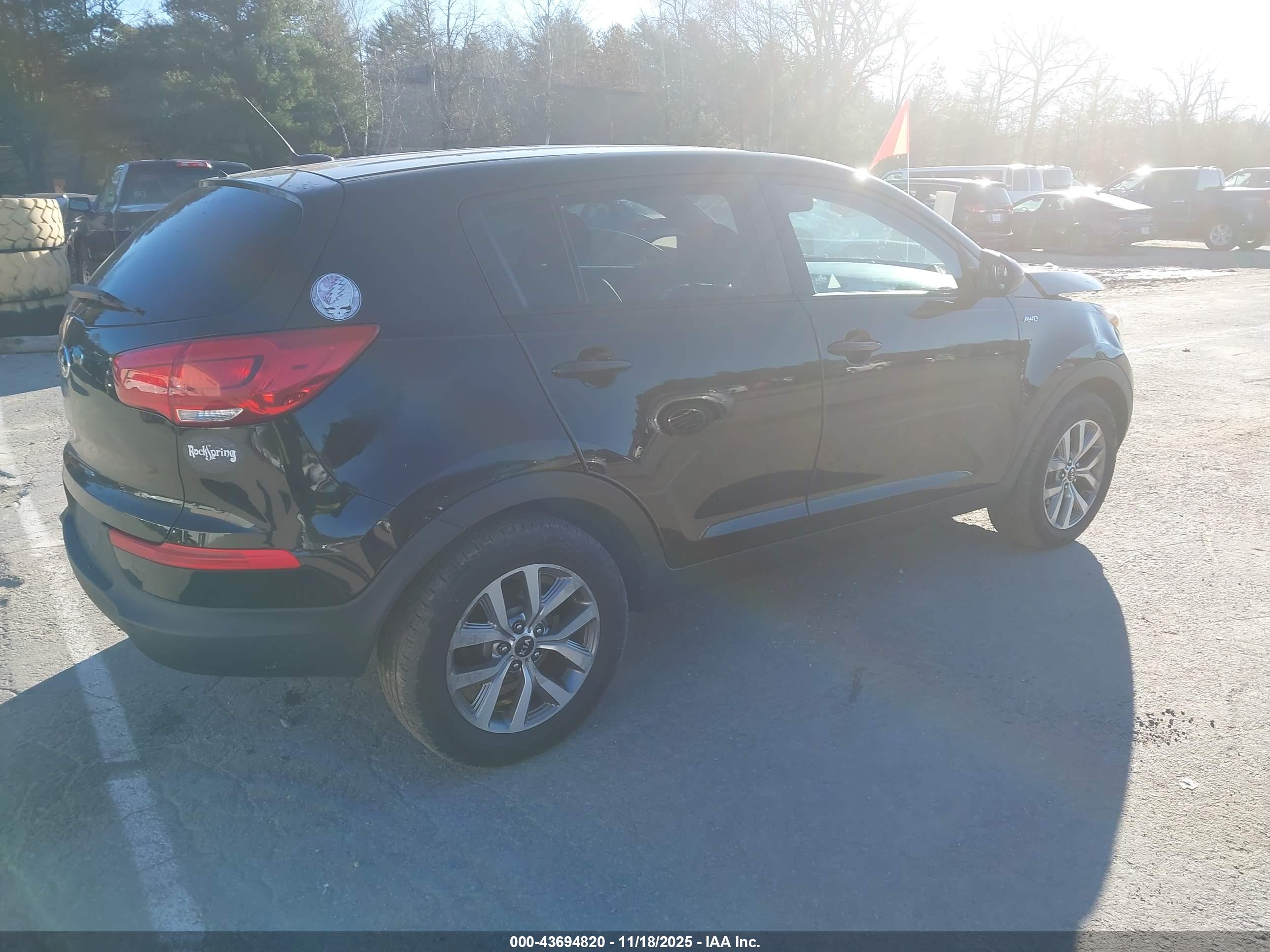 KIA SPORTAGE image 4