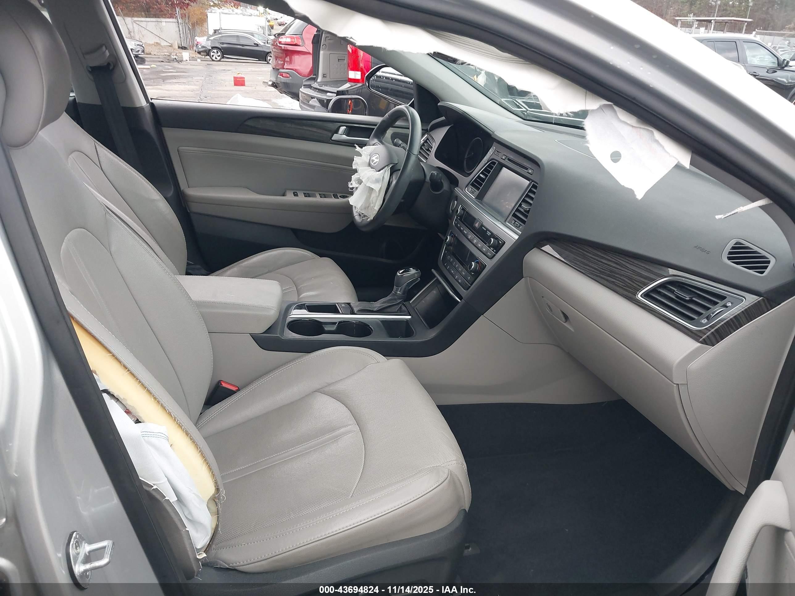 HYUNDAI SONATA image 5