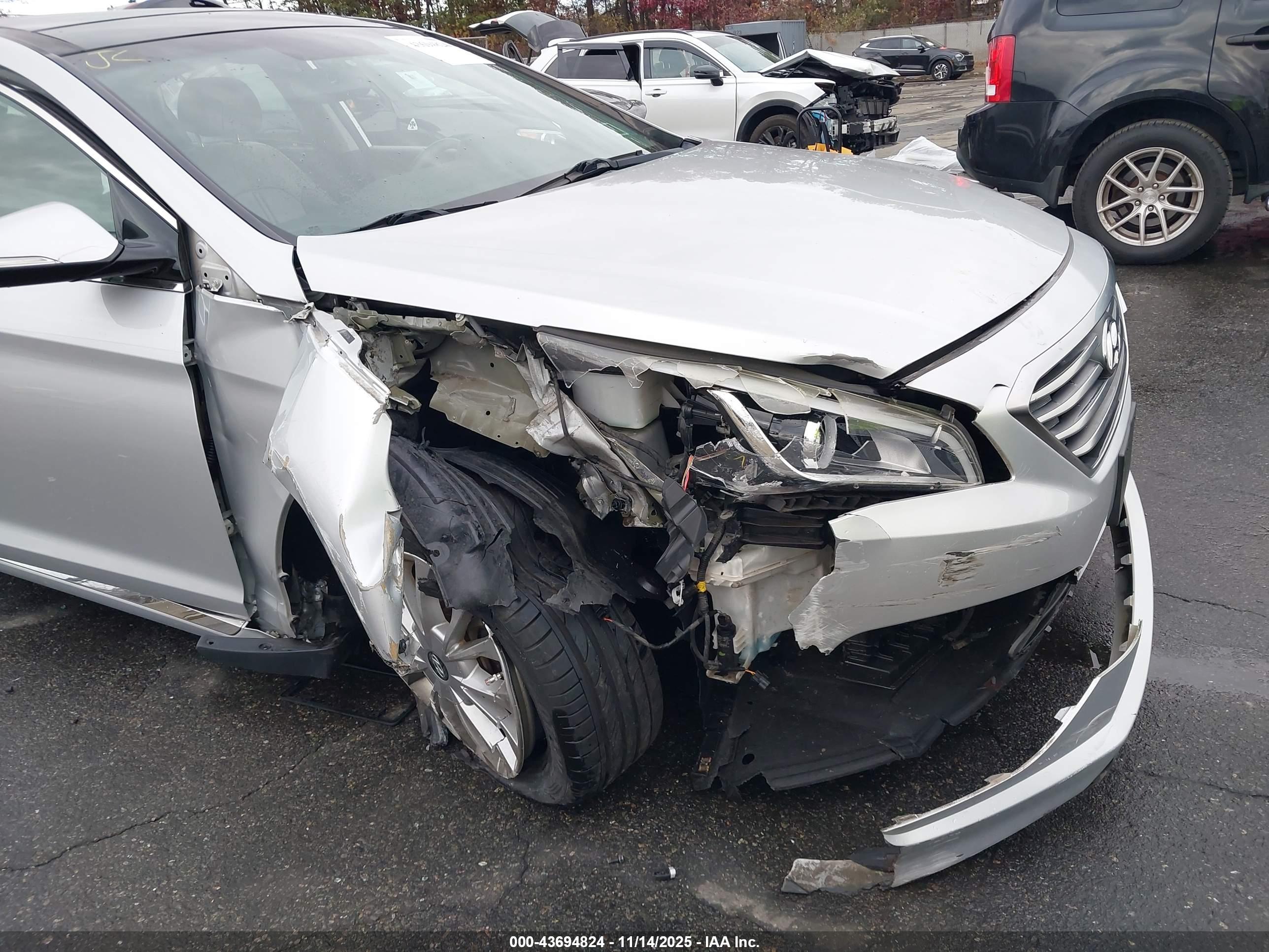HYUNDAI SONATA image 6
